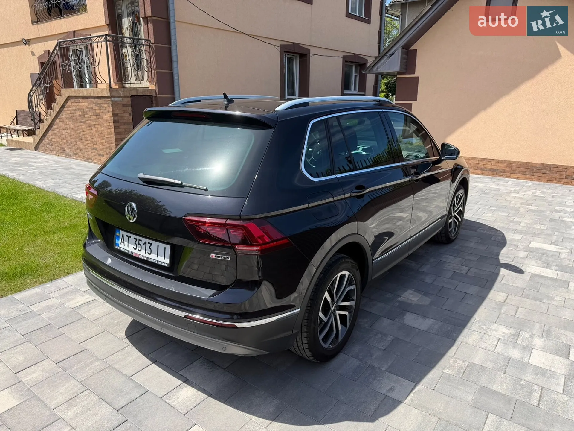 Volkswagen Tiguan 2019 VIN WVGZZZ5NZKW898447 фото оголошення 7 з 22