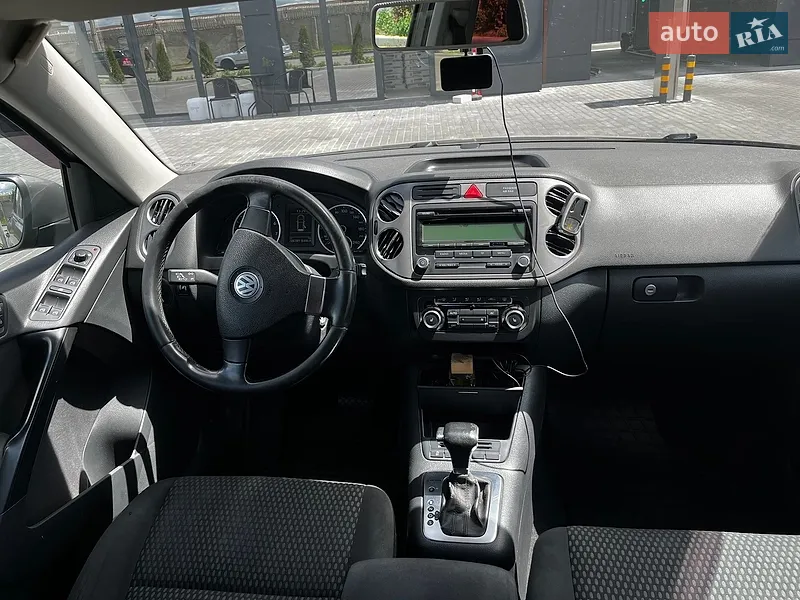 Volkswagen Tiguan 2010 VIN WVGZZZ5NZAW106801 фото оголошення 8 з 60