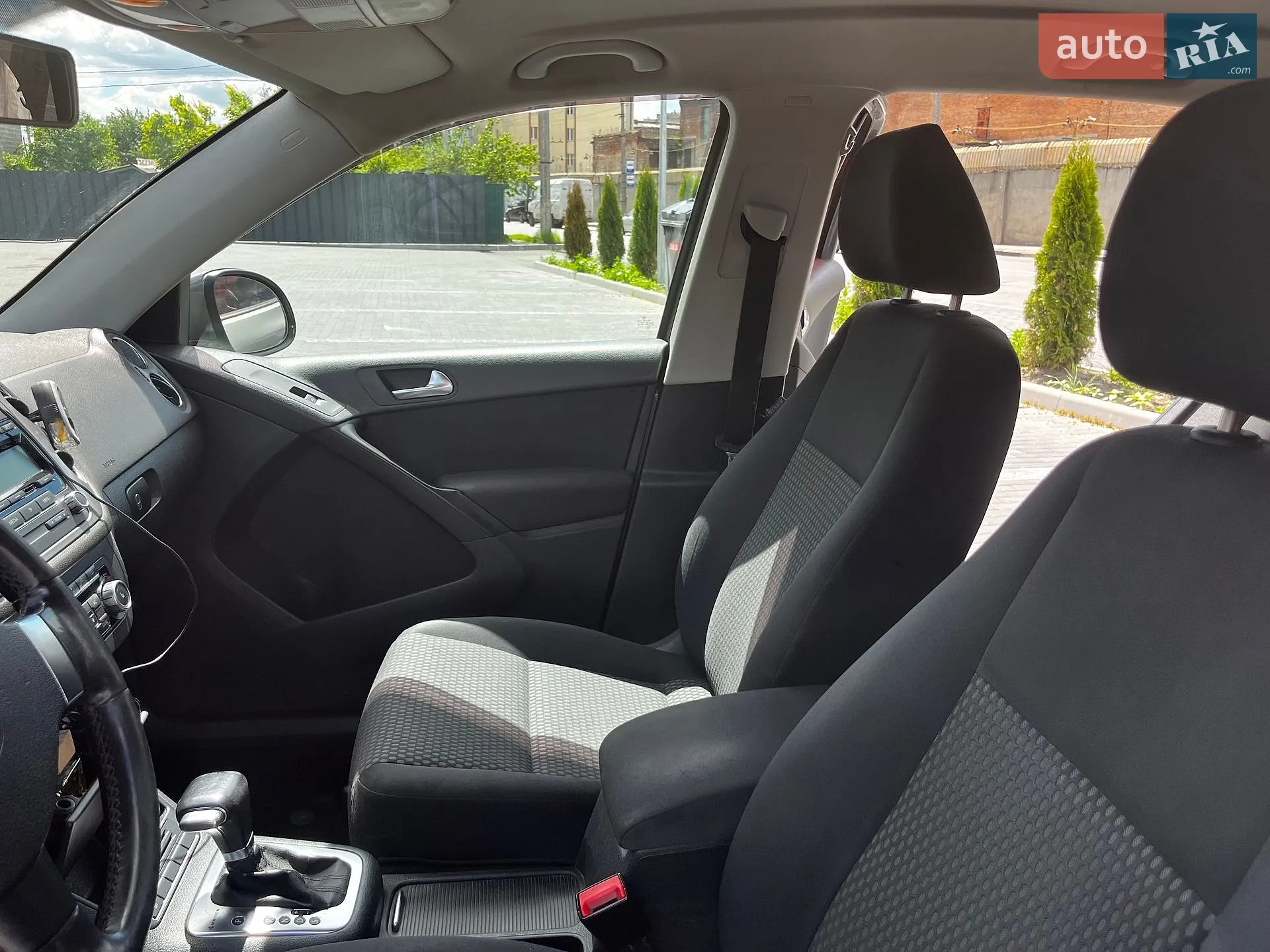 Volkswagen Tiguan 2010 VIN WVGZZZ5NZAW106801 фото оголошення 13 з 20