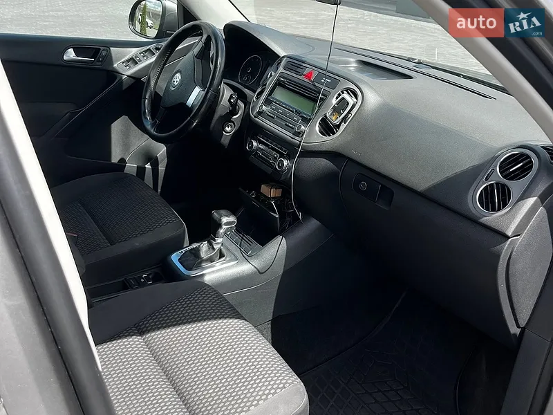 Volkswagen Tiguan 2010 VIN WVGZZZ5NZAW106801 фото оголошення 14 з 60