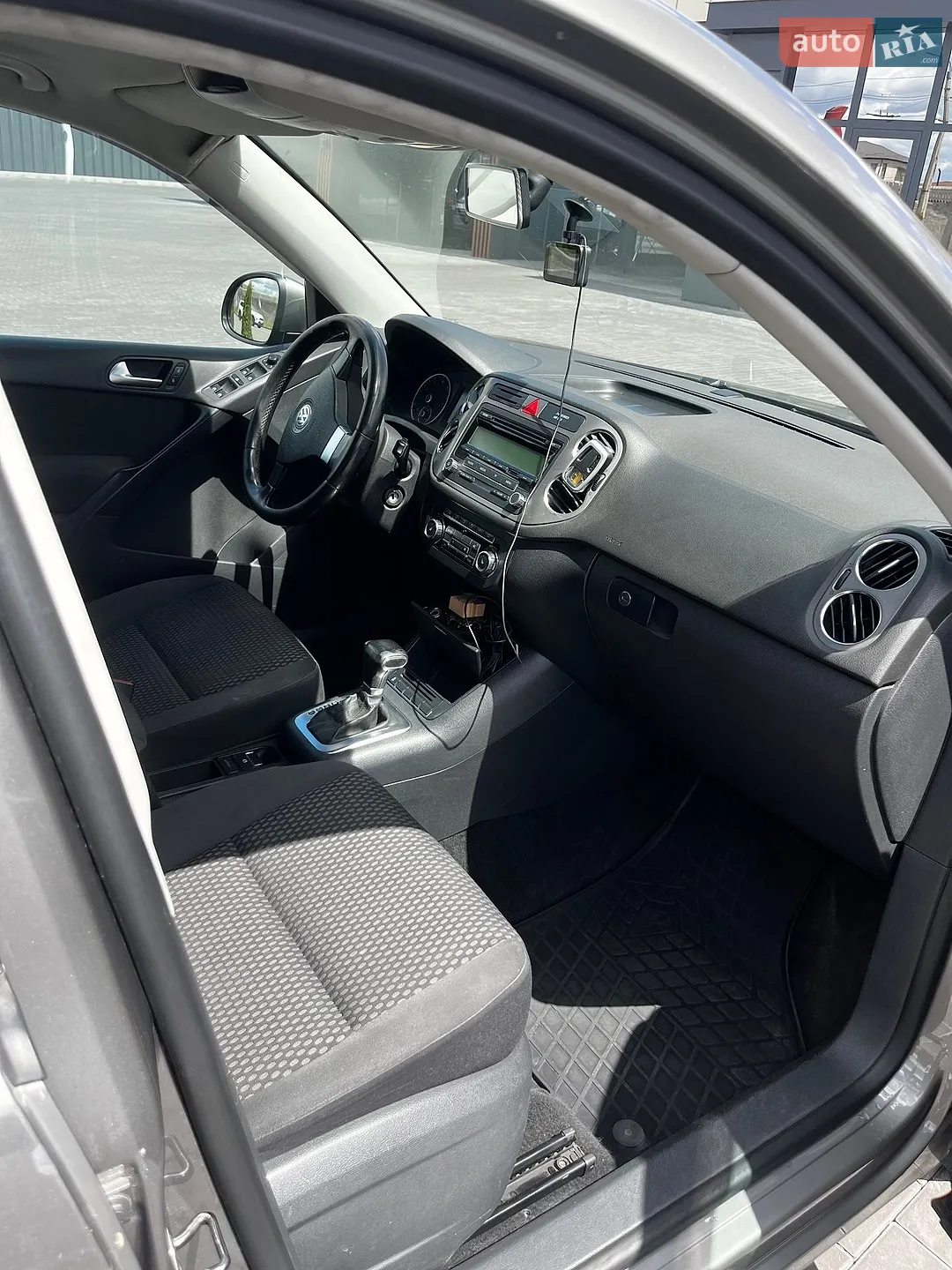 Volkswagen Tiguan 2010 VIN WVGZZZ5NZAW106801 фото оголошення 14 з 20