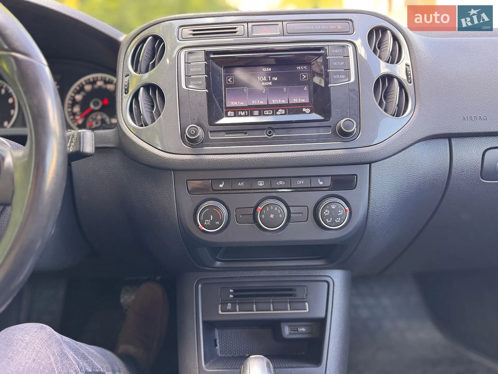 2015 Volkswagen Tiguan - мініатюра 49