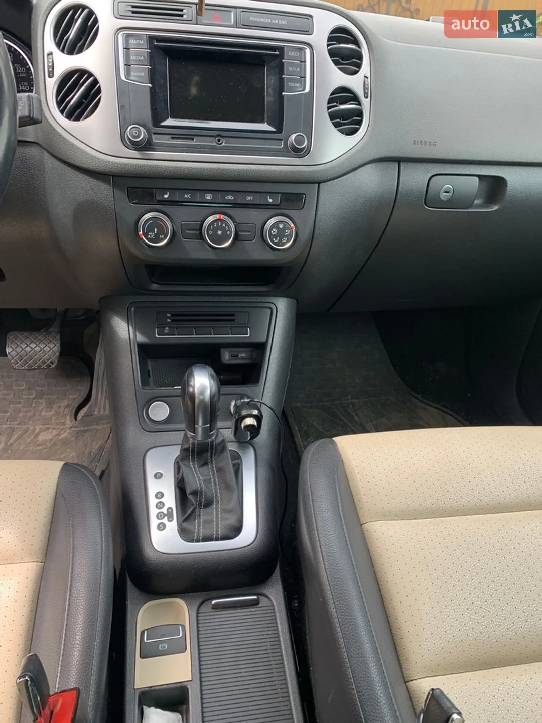 2016 Volkswagen Tiguan - мініатюра 4