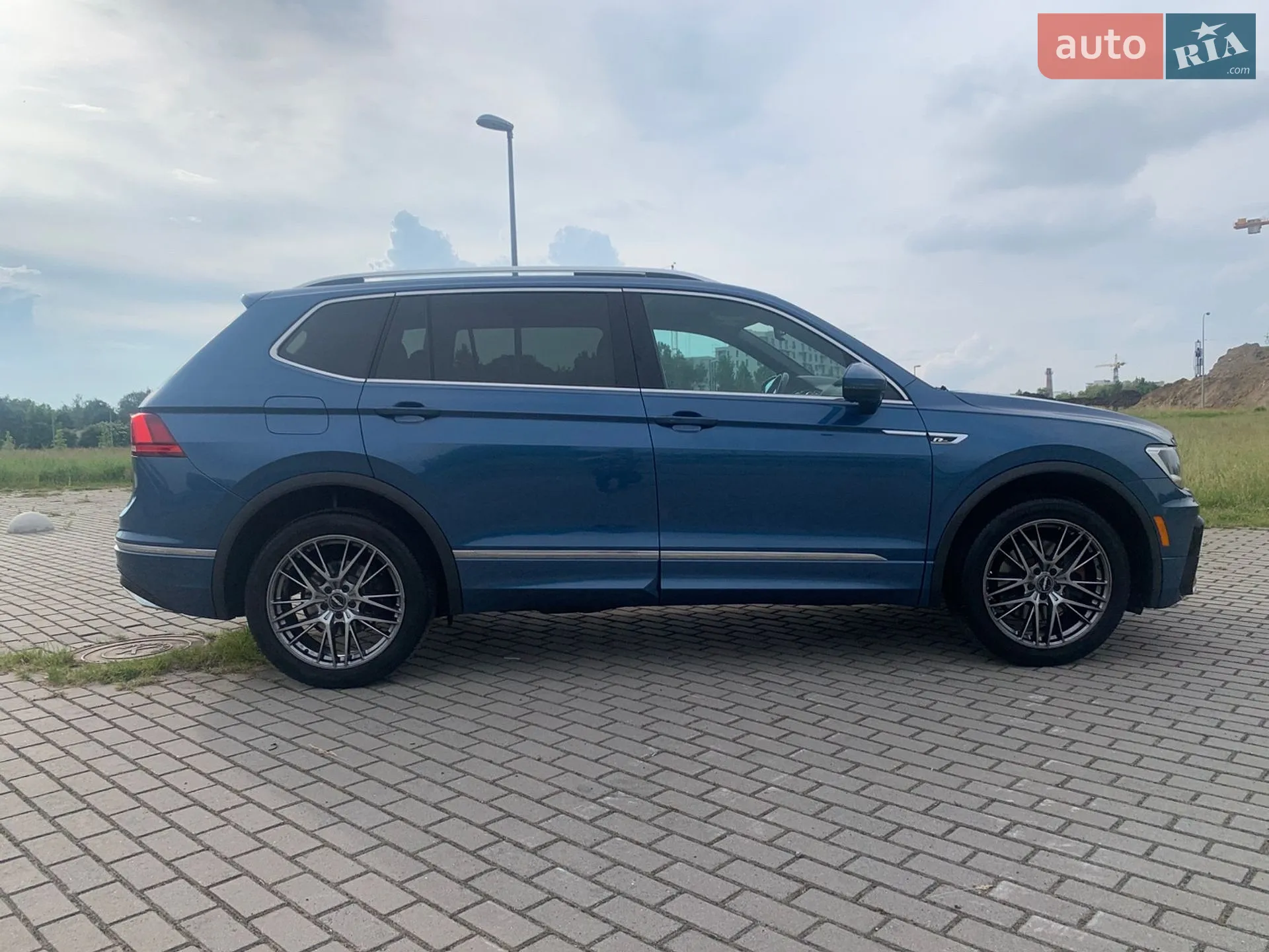 2018 Volkswagen Tiguan - мініатюра 3