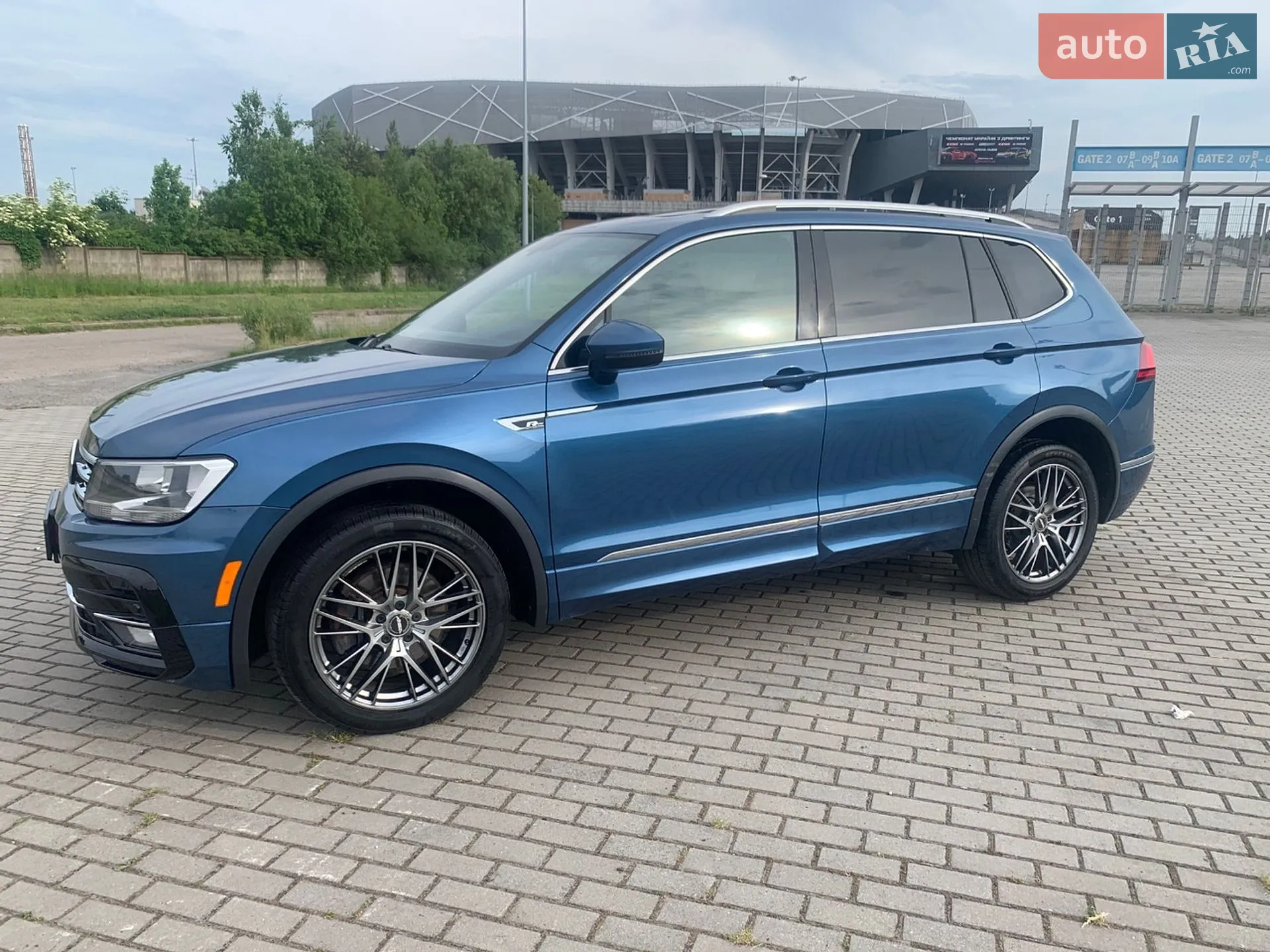 2018 Volkswagen Tiguan - фото 1