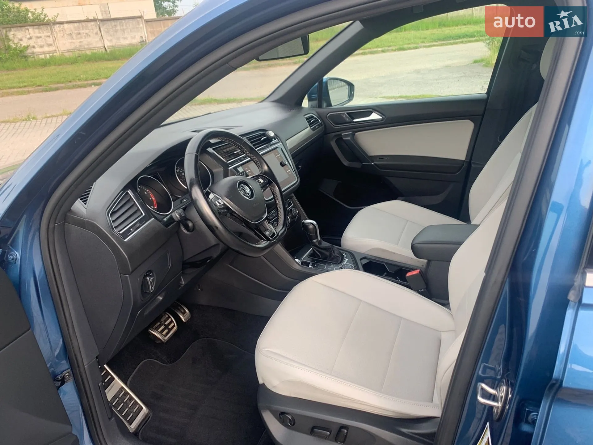 2018 Volkswagen Tiguan - мініатюра 18