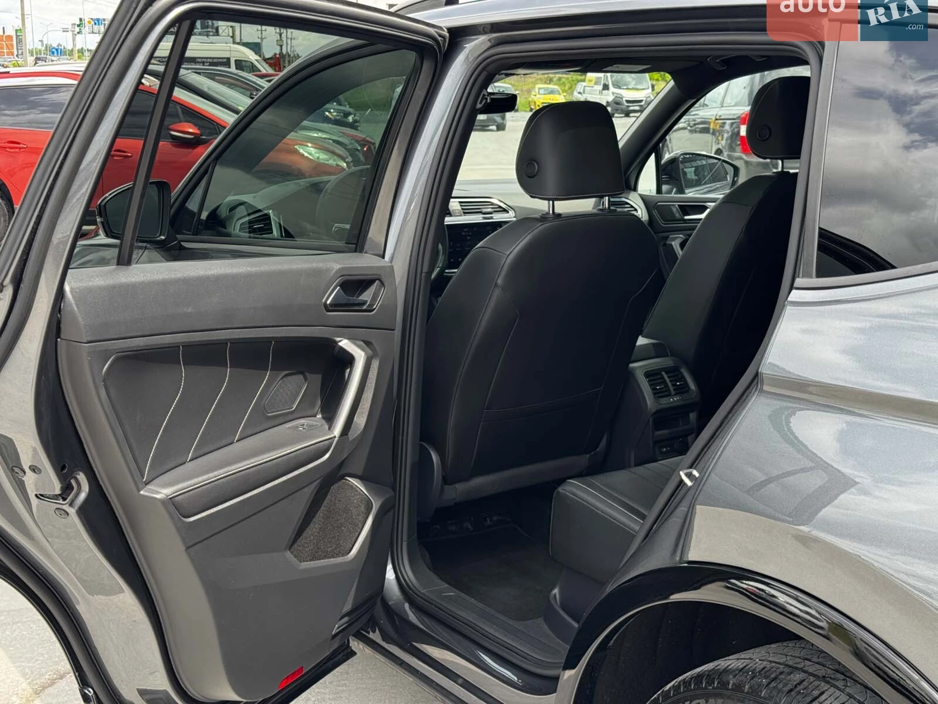2022 Volkswagen Tiguan - мініатюра 39