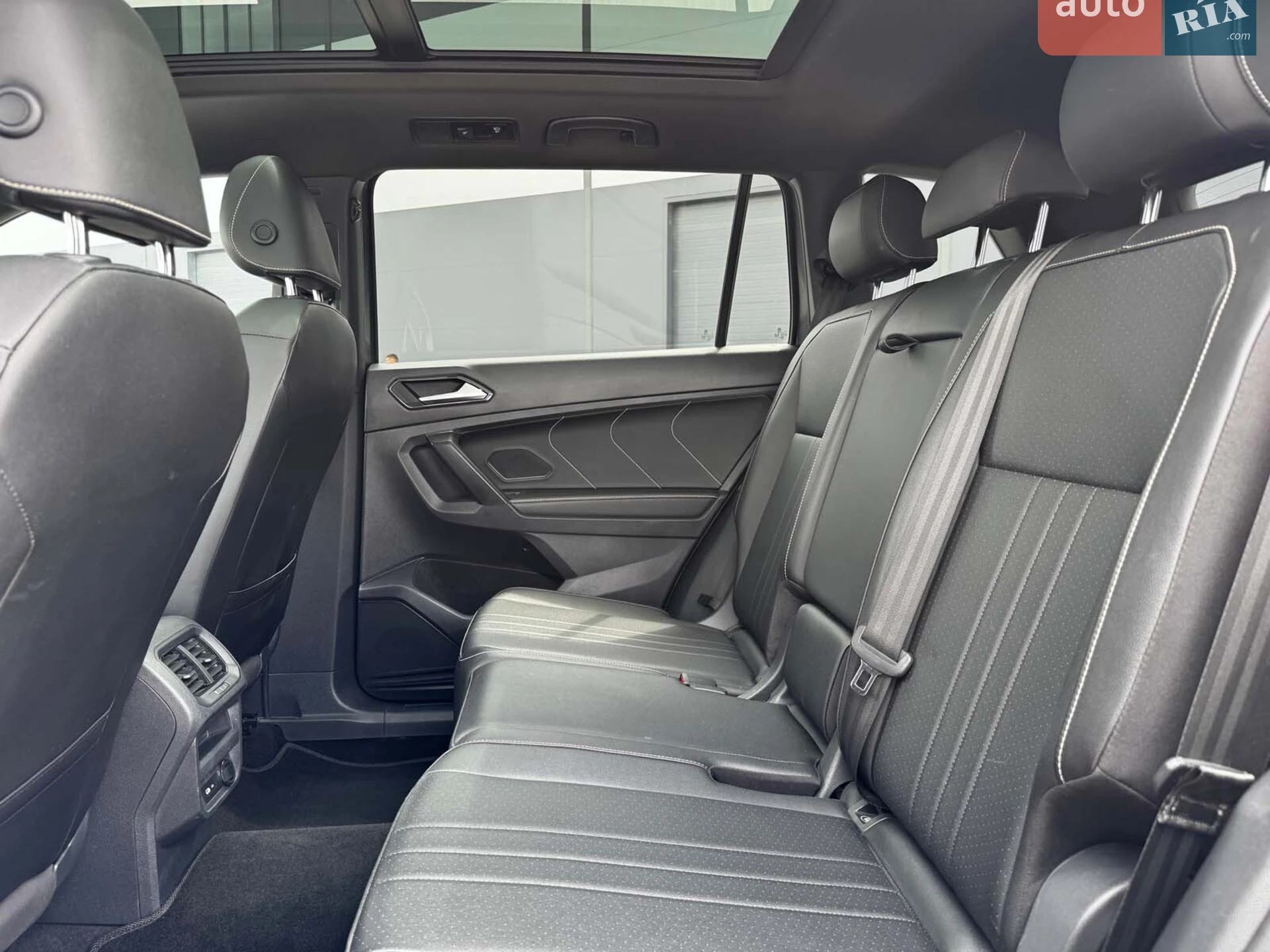 2022 Volkswagen Tiguan - мініатюра 38