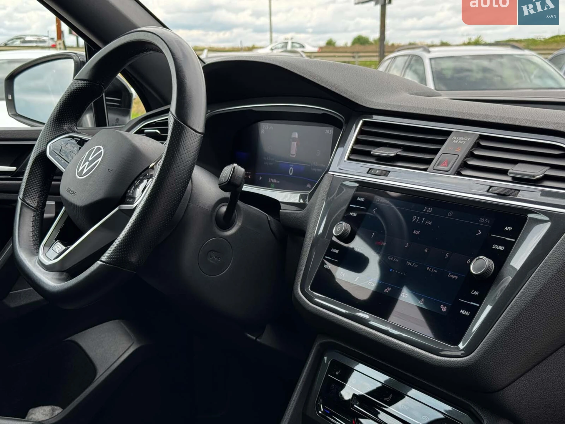 2022 Volkswagen Tiguan - мініатюра 44