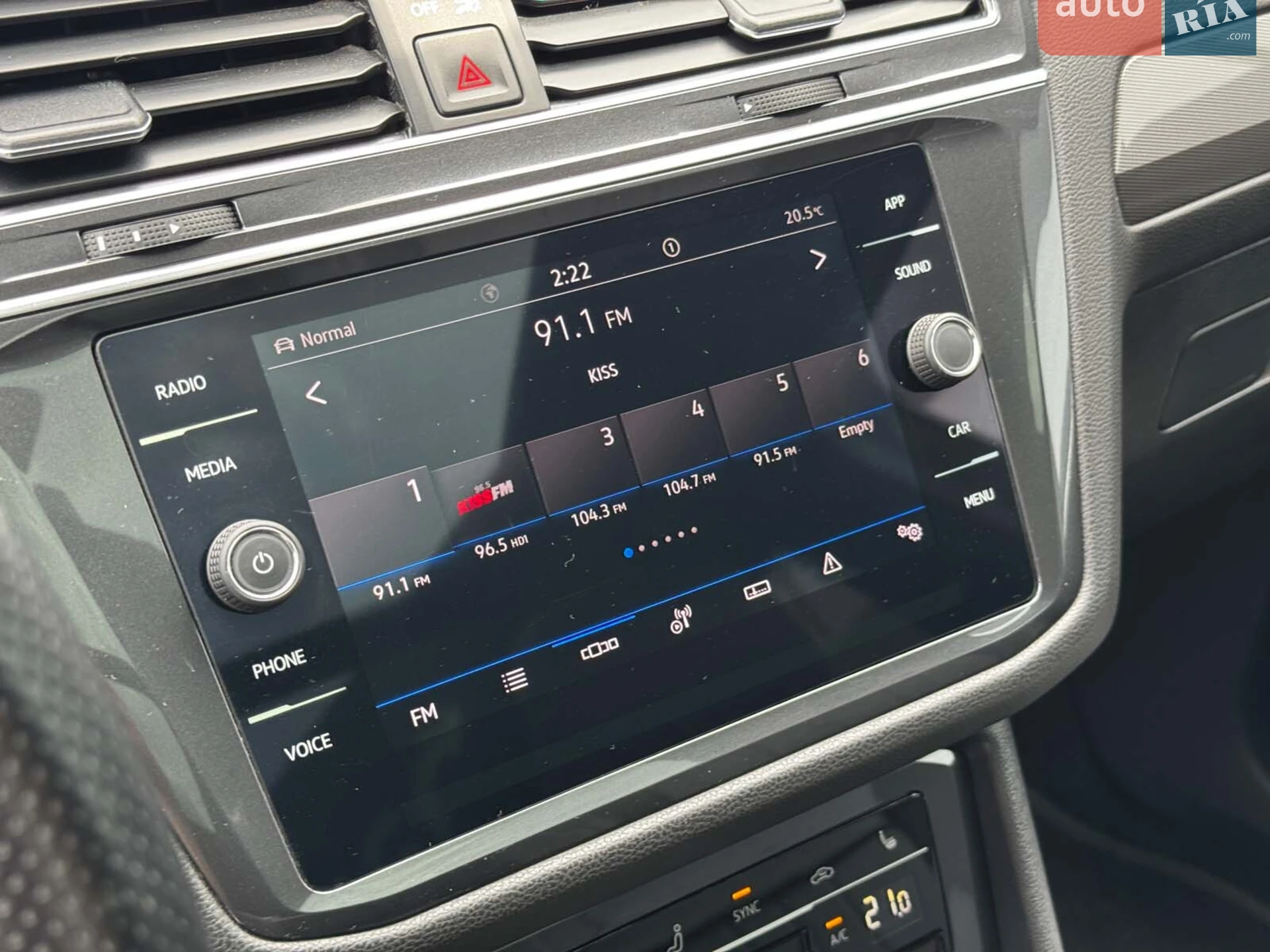 2022 Volkswagen Tiguan - мініатюра 33