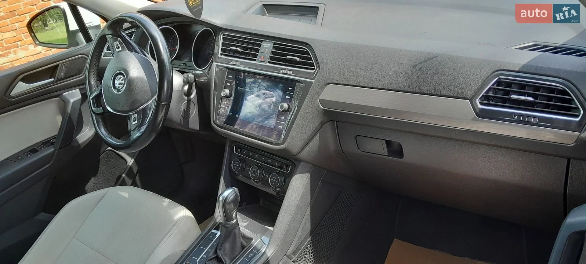 2018 Volkswagen Tiguan - мініатюра 20