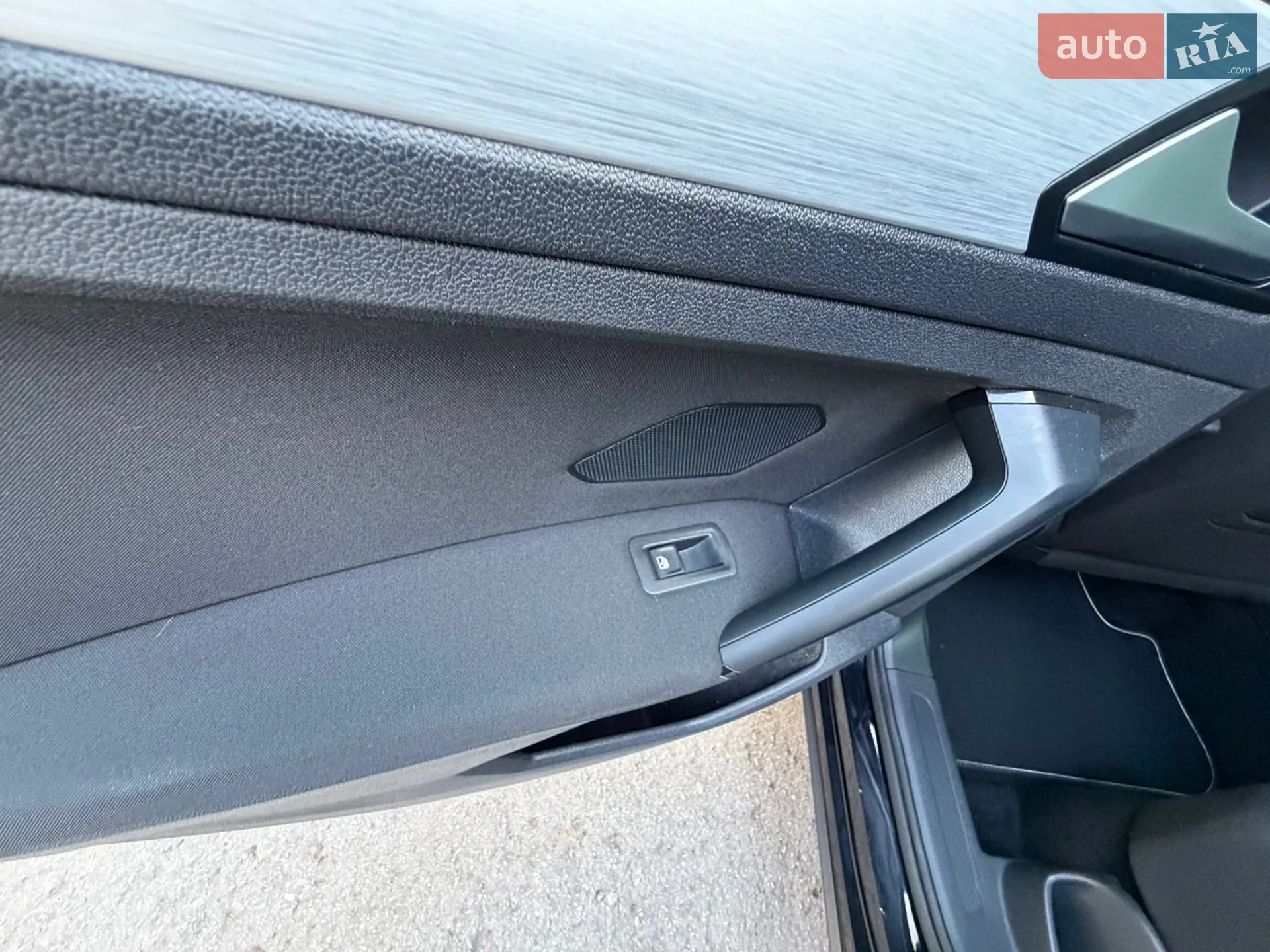 2020 Volkswagen Tiguan - мініатюра 58