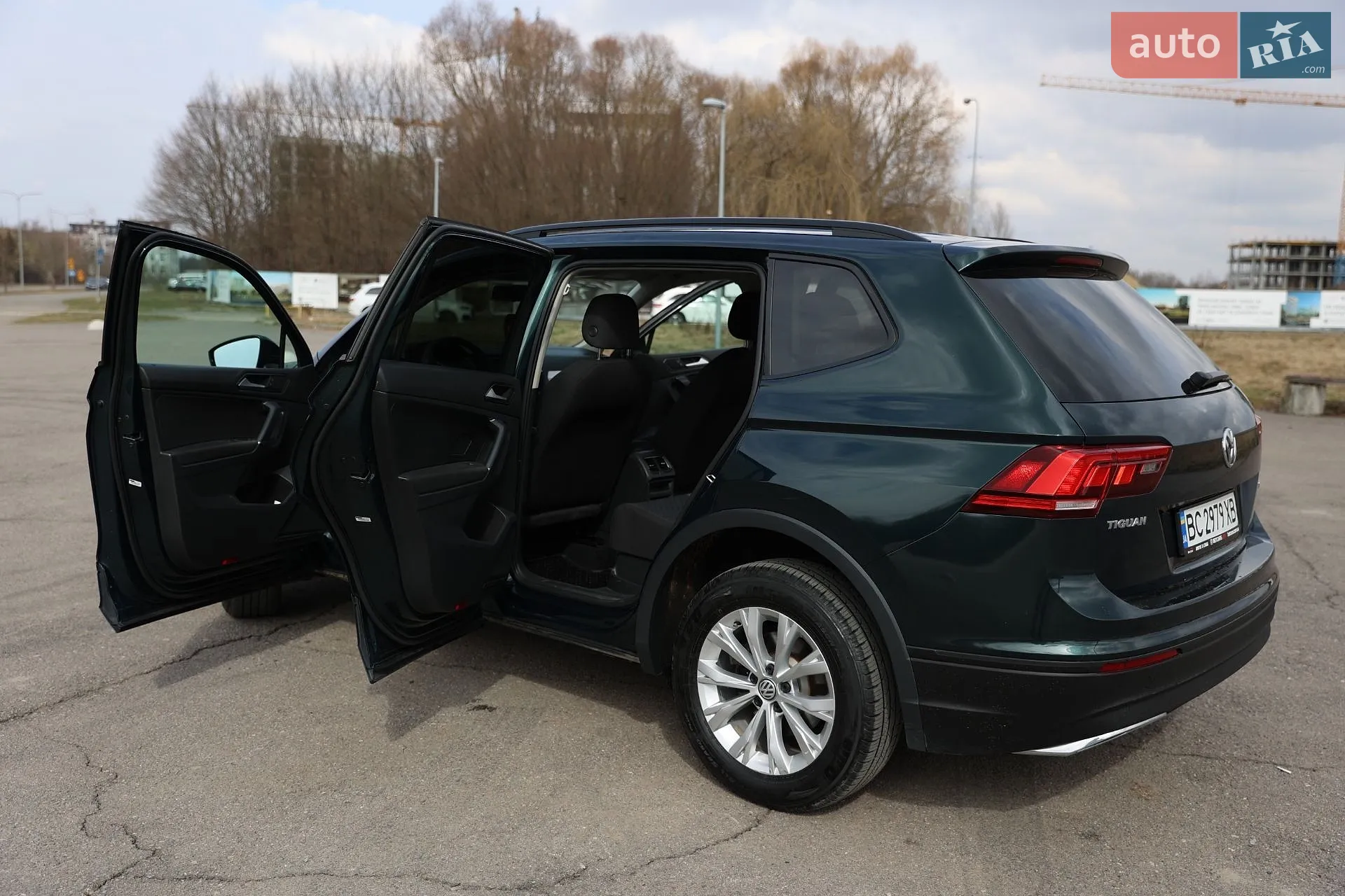 2017 Volkswagen Tiguan - мініатюра 16