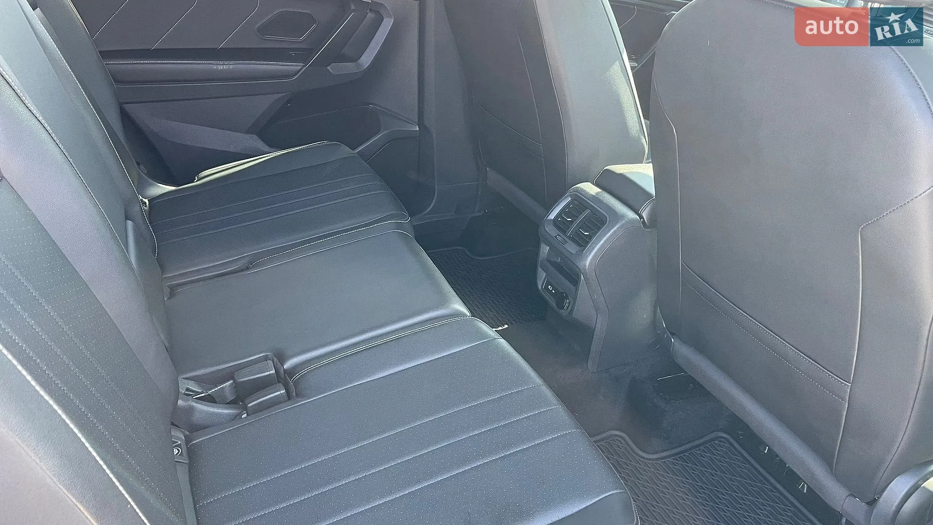 2023 Volkswagen Tiguan - мініатюра 11