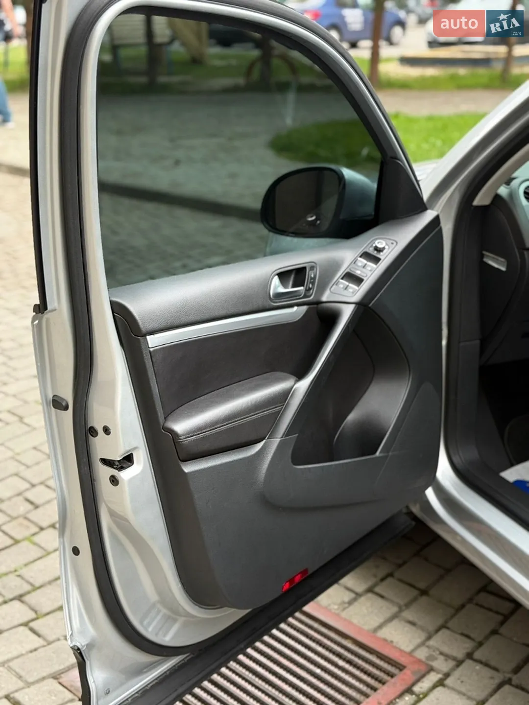 2014 Volkswagen Tiguan - мініатюра 27