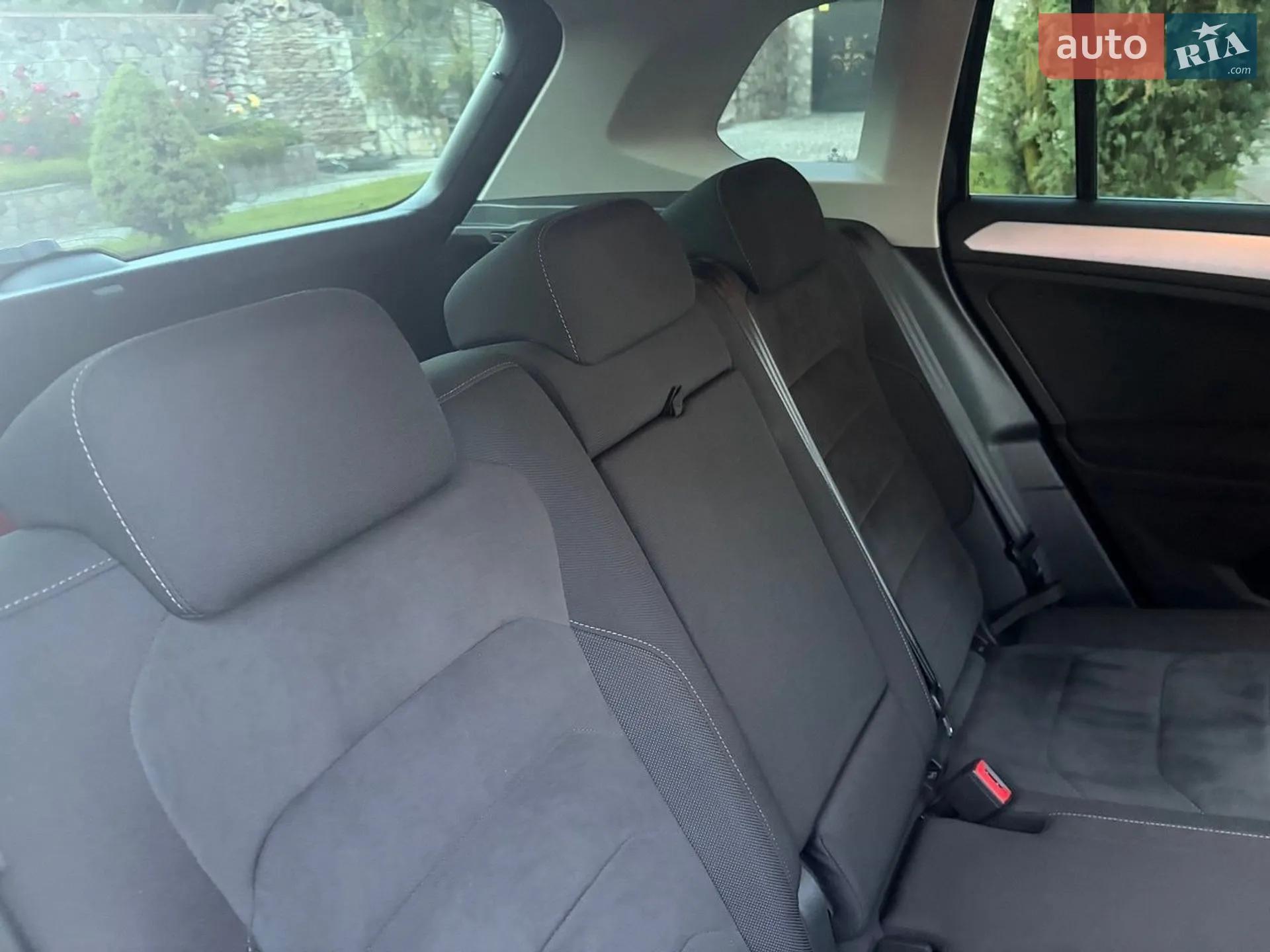 2018 Volkswagen Tiguan - мініатюра 17