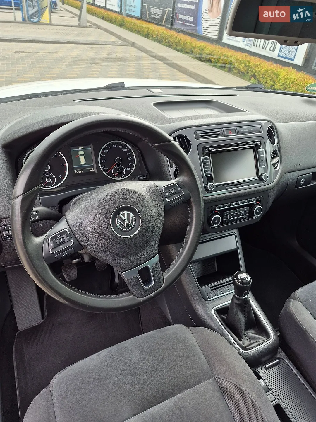 2011 Volkswagen Tiguan - мініатюра 11