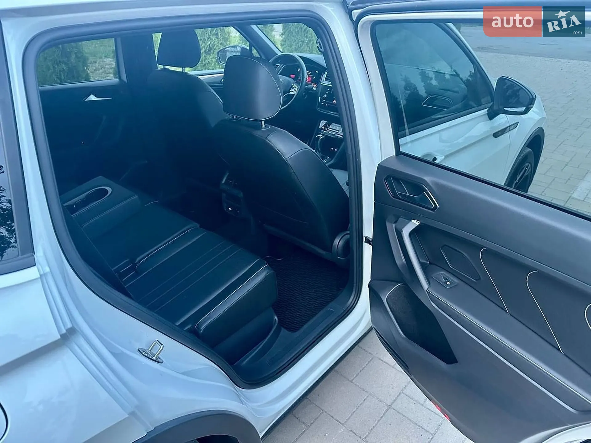 2022 Volkswagen Tiguan - мініатюра 15
