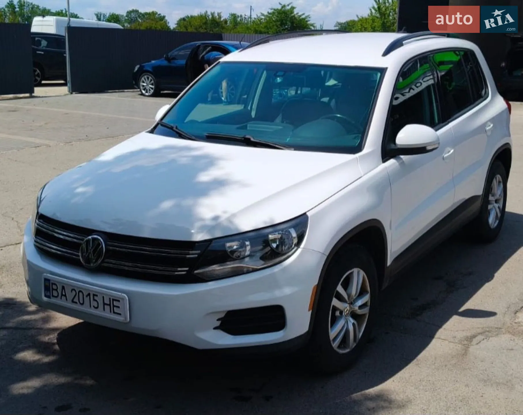 2016 Volkswagen Tiguan - фото 1