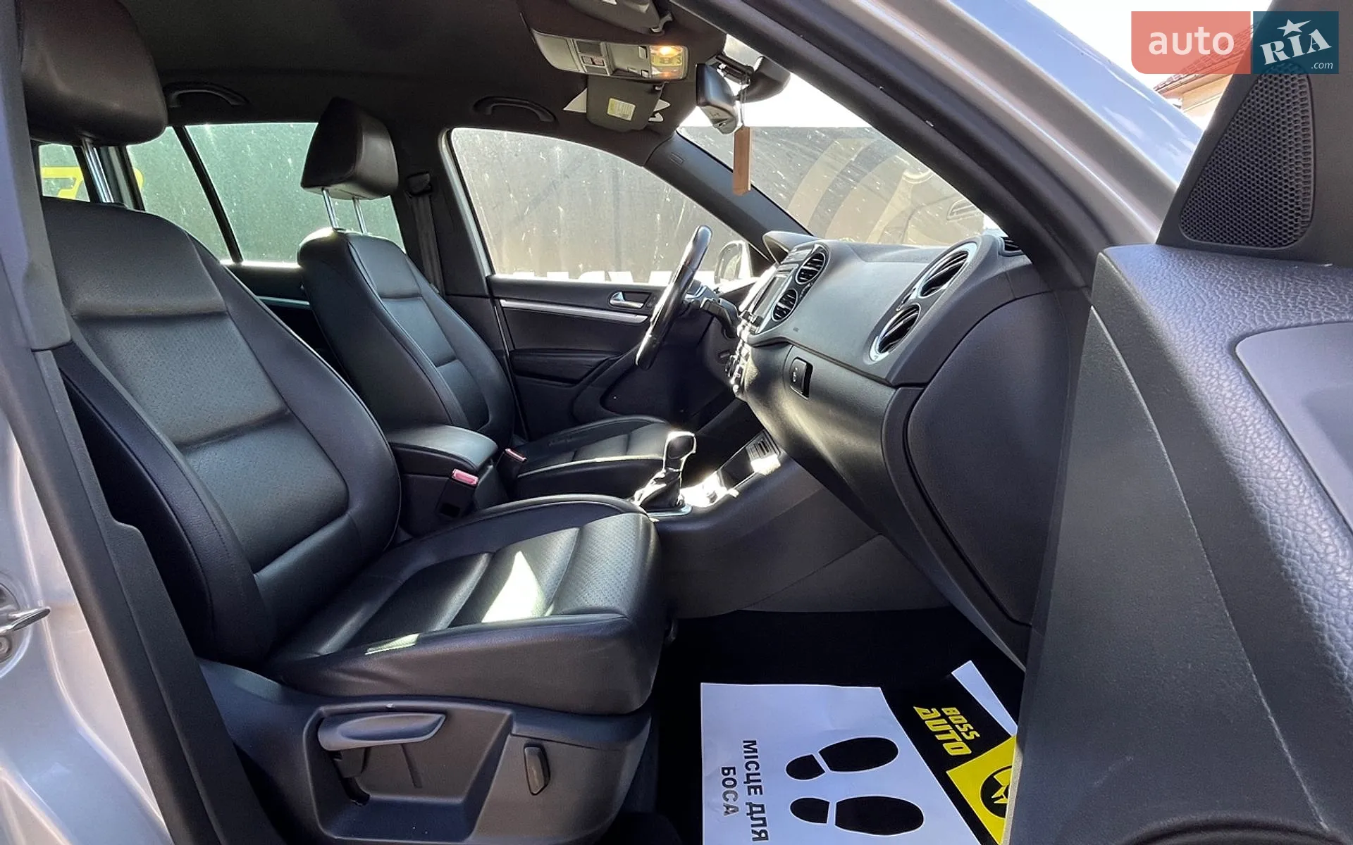 2016 Volkswagen Tiguan - мініатюра 22