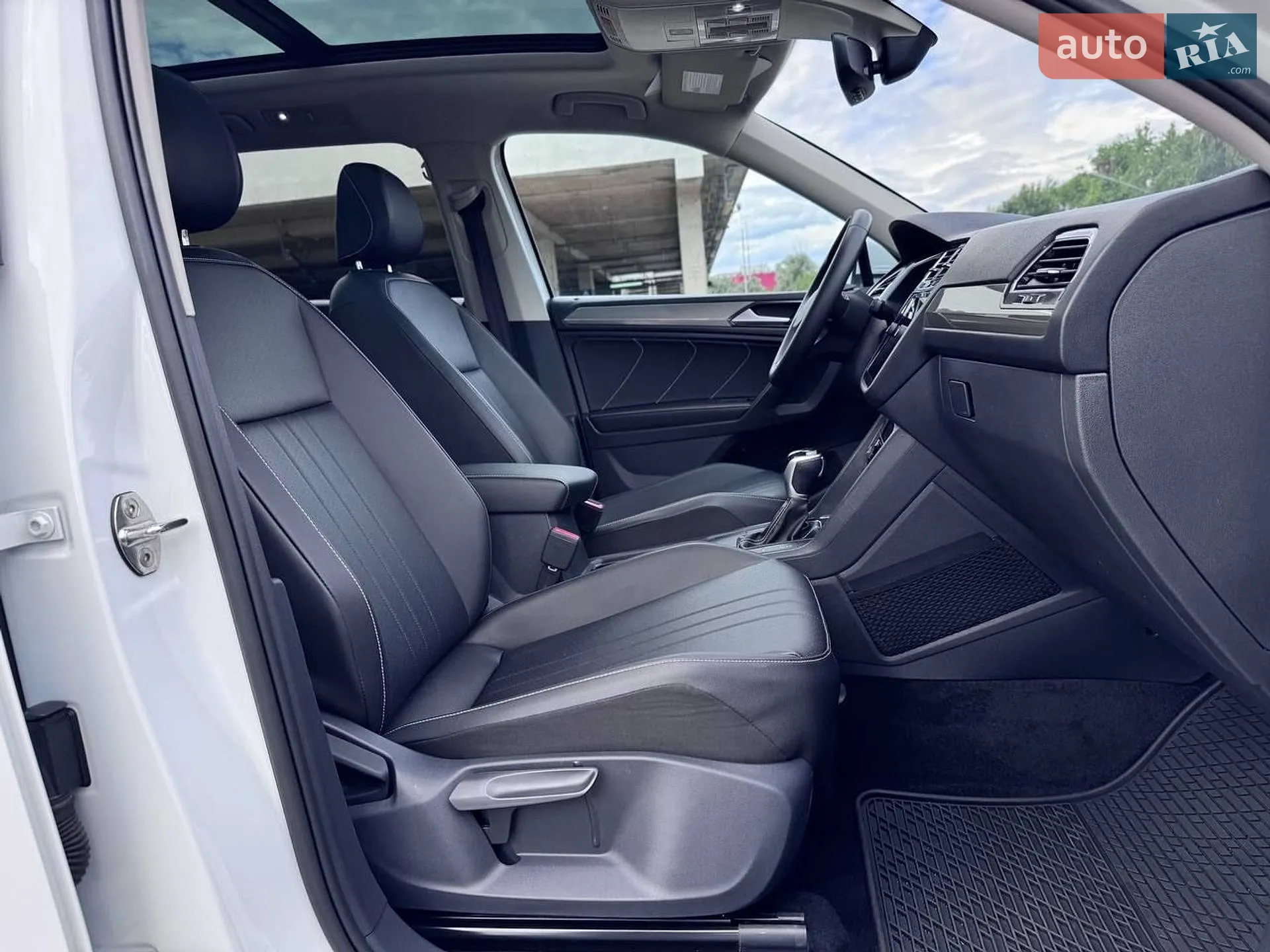 2022 Volkswagen Tiguan - мініатюра 42