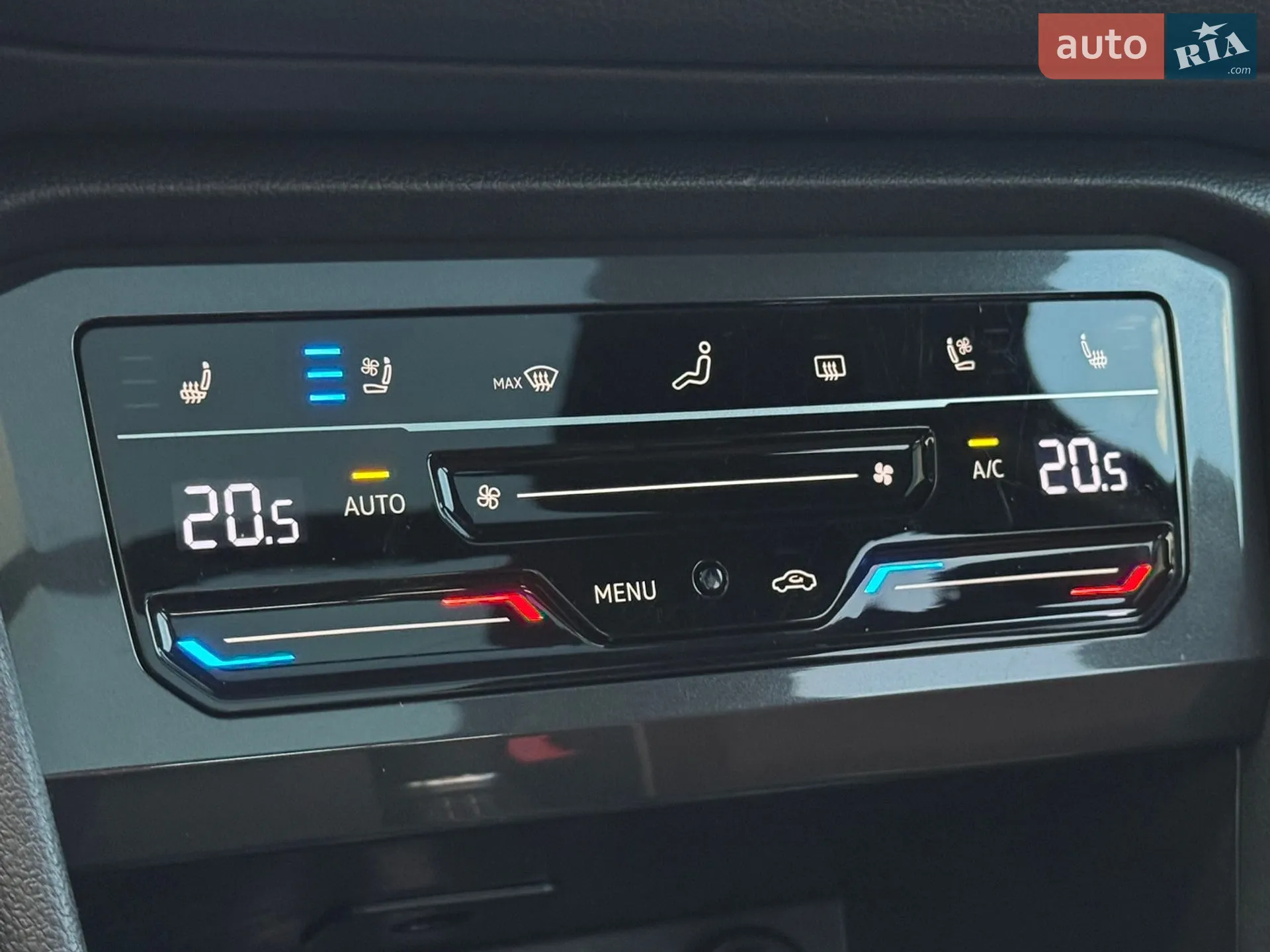 2023 Volkswagen Tiguan - мініатюра 26