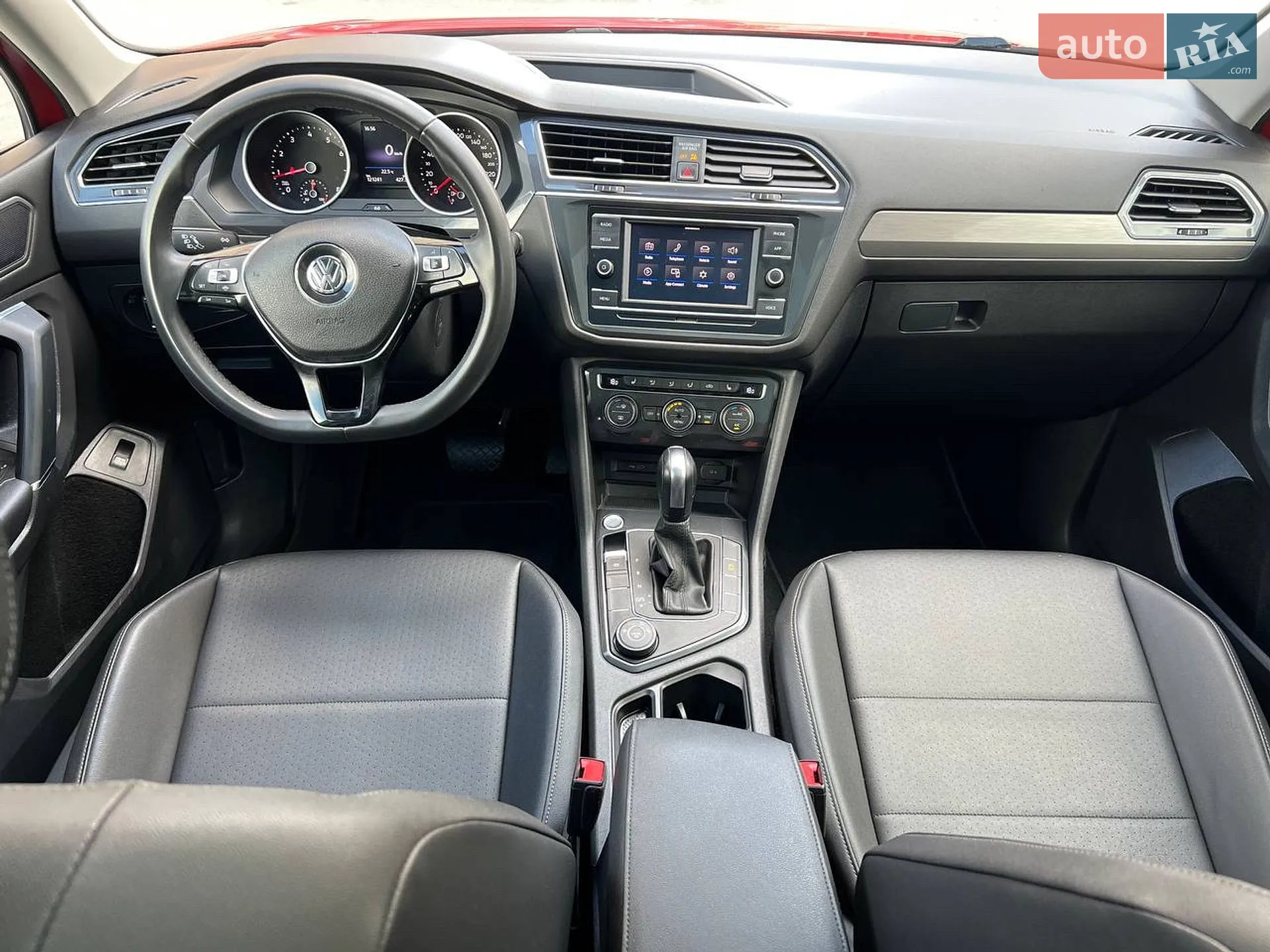 2019 Volkswagen Tiguan - мініатюра 32