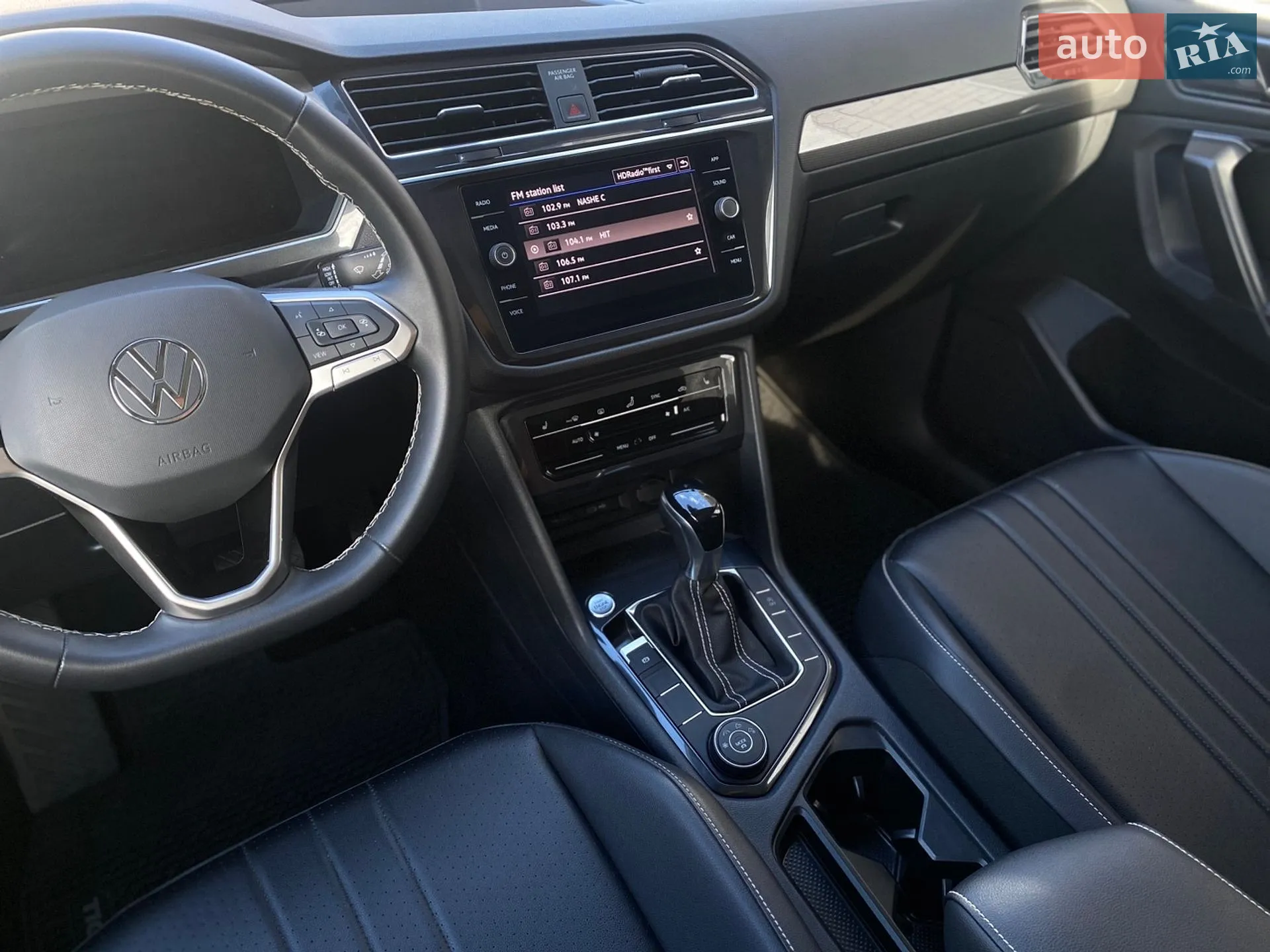 2022 Volkswagen Tiguan - мініатюра 2