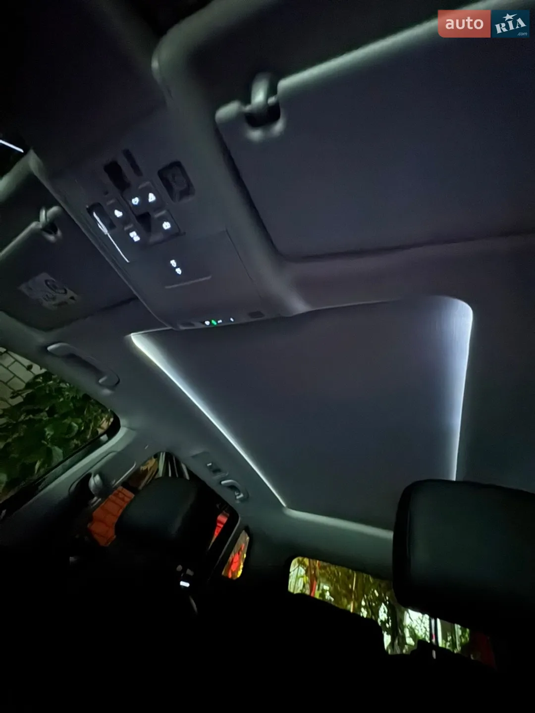 2016 Volkswagen Tiguan - мініатюра 28