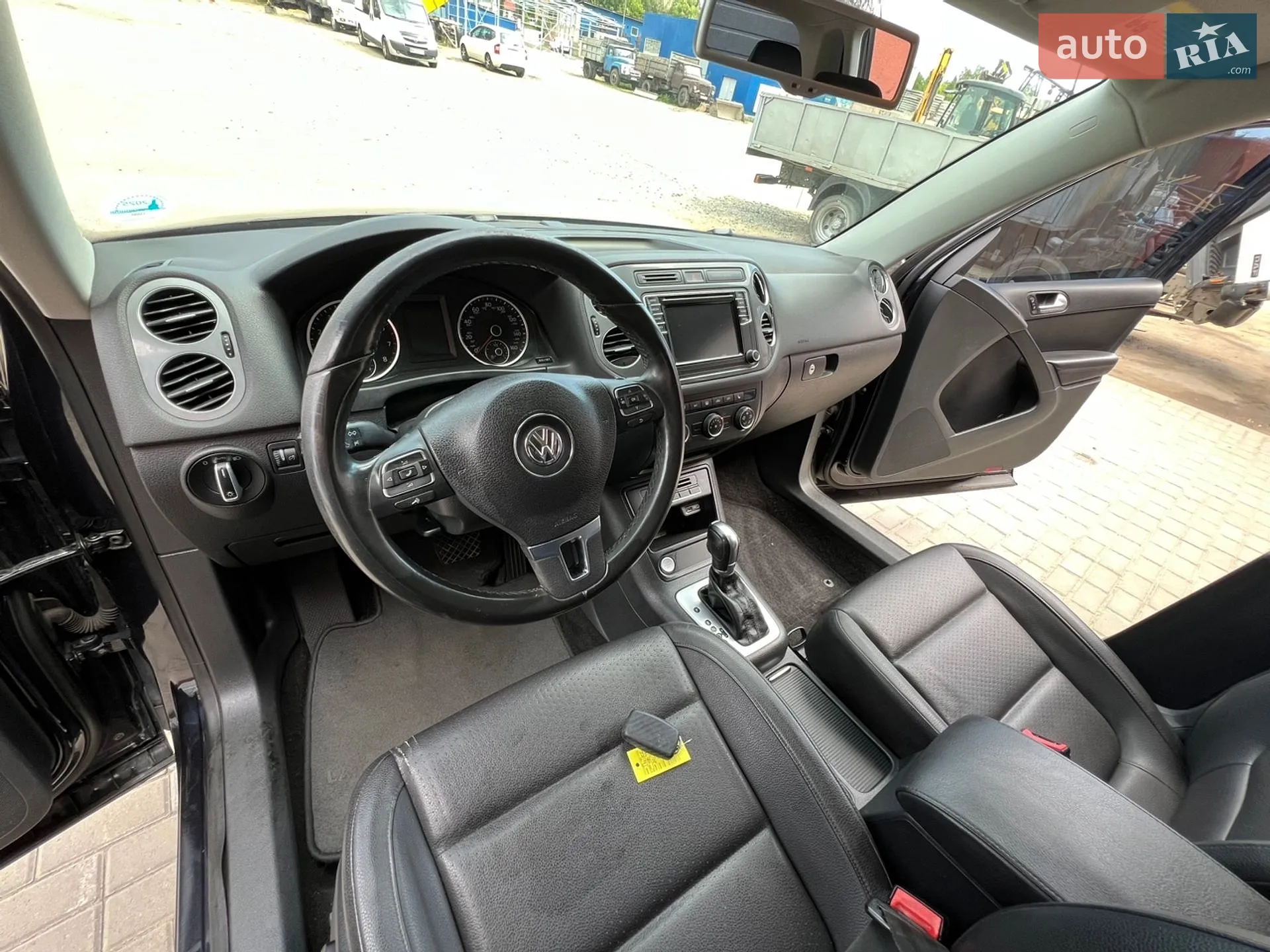 2017 Volkswagen Tiguan - мініатюра 10