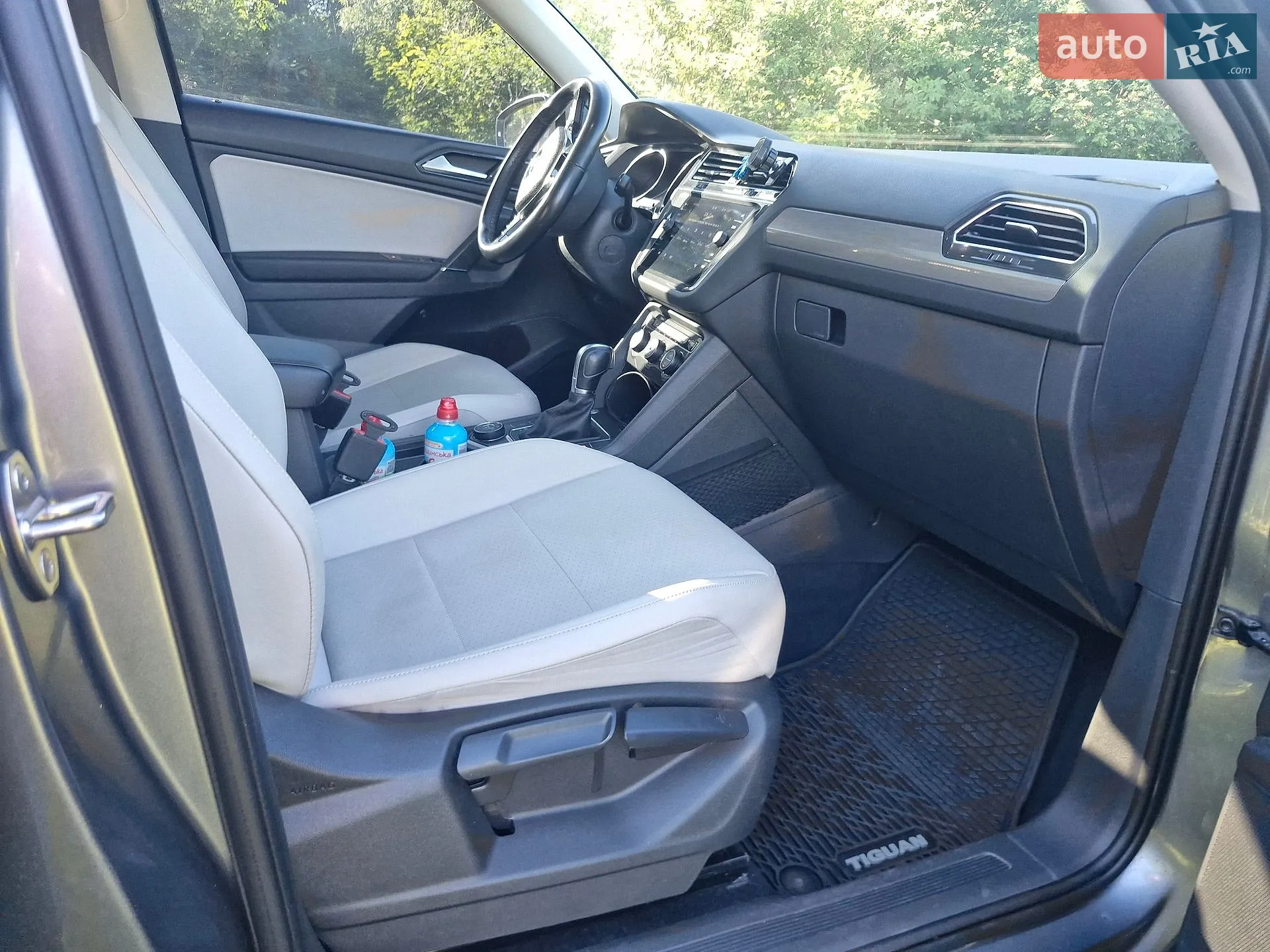 2017 Volkswagen Tiguan - мініатюра 16