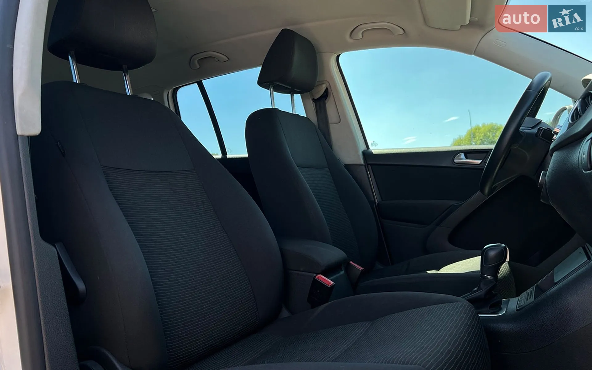 2012 Volkswagen Tiguan - мініатюра 18
