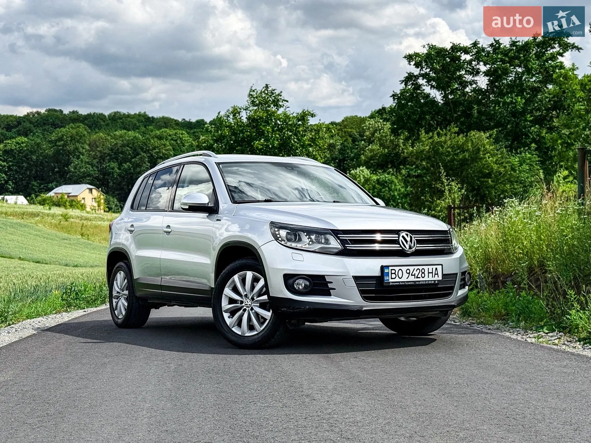2016 Volkswagen Tiguan - фото 1