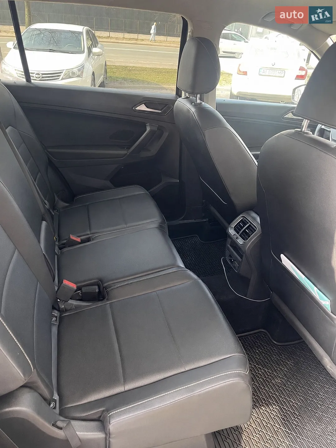 2017 Volkswagen Tiguan - мініатюра 9