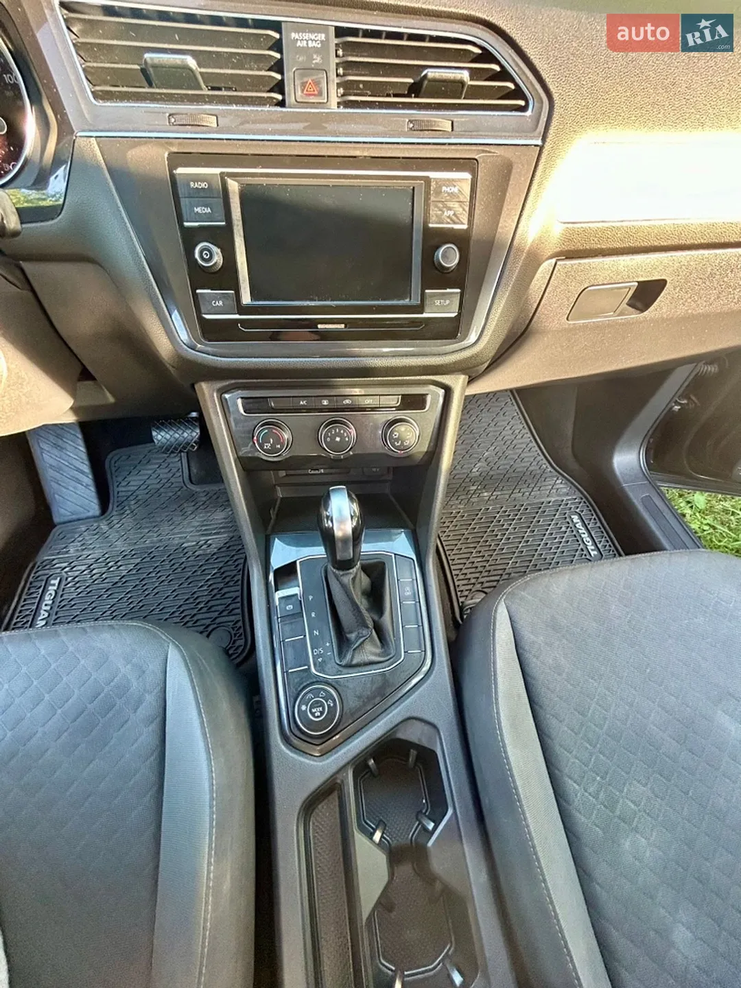 2018 Volkswagen Tiguan - мініатюра 17