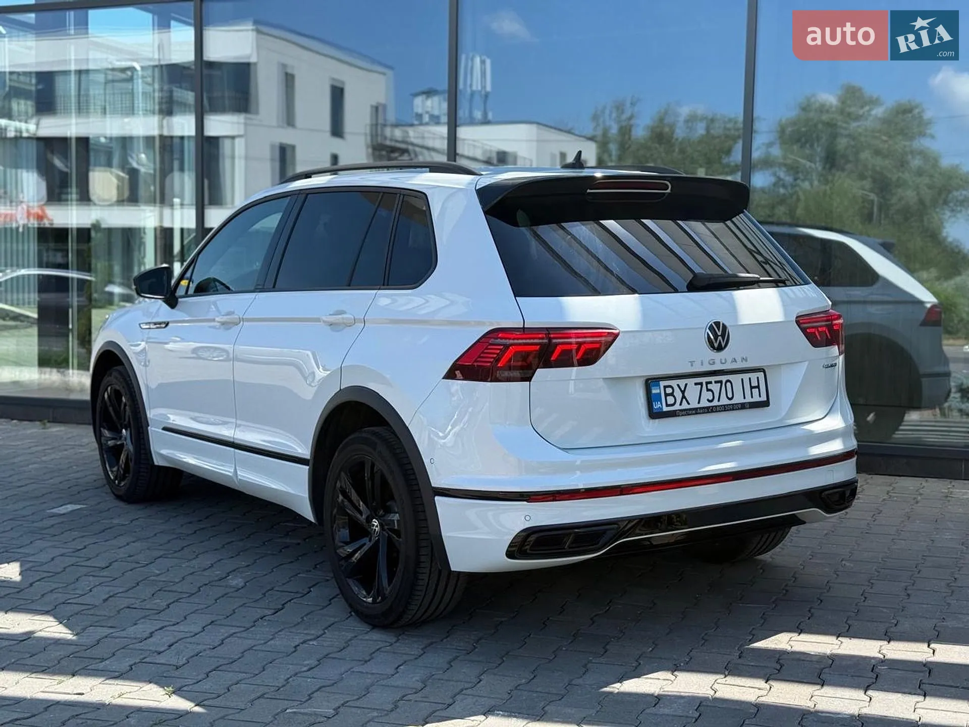 2023 Volkswagen Tiguan - мініатюра 3