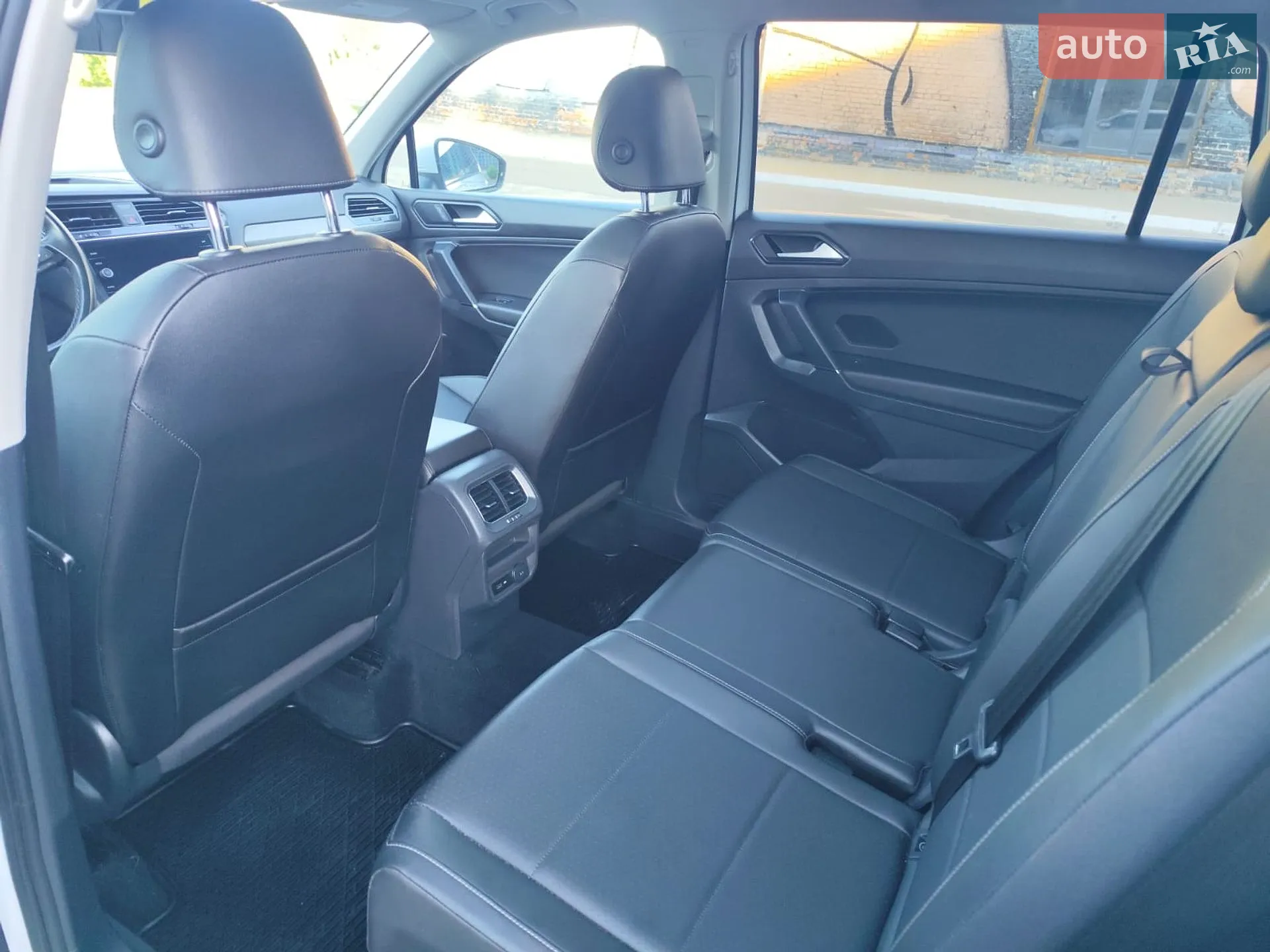 2018 Volkswagen Tiguan - мініатюра 22