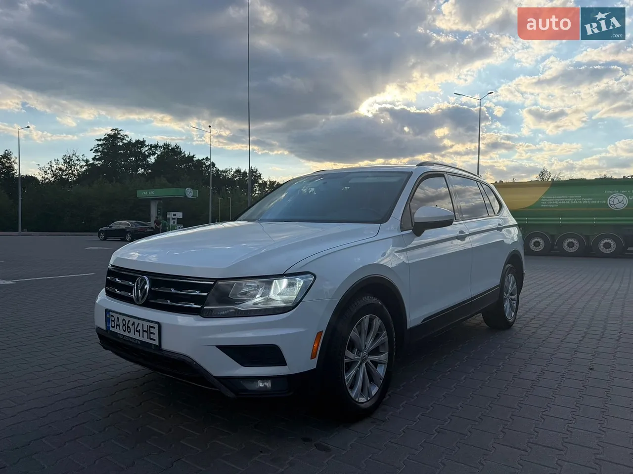 2018 Volkswagen Tiguan - мініатюра 16