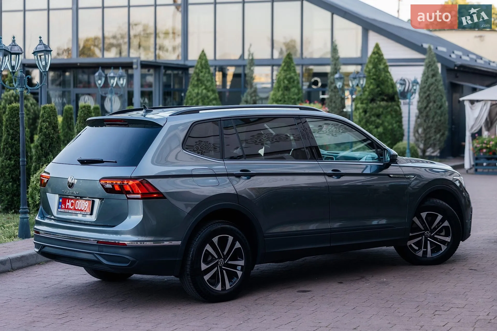 2022 Volkswagen Tiguan - мініатюра 18