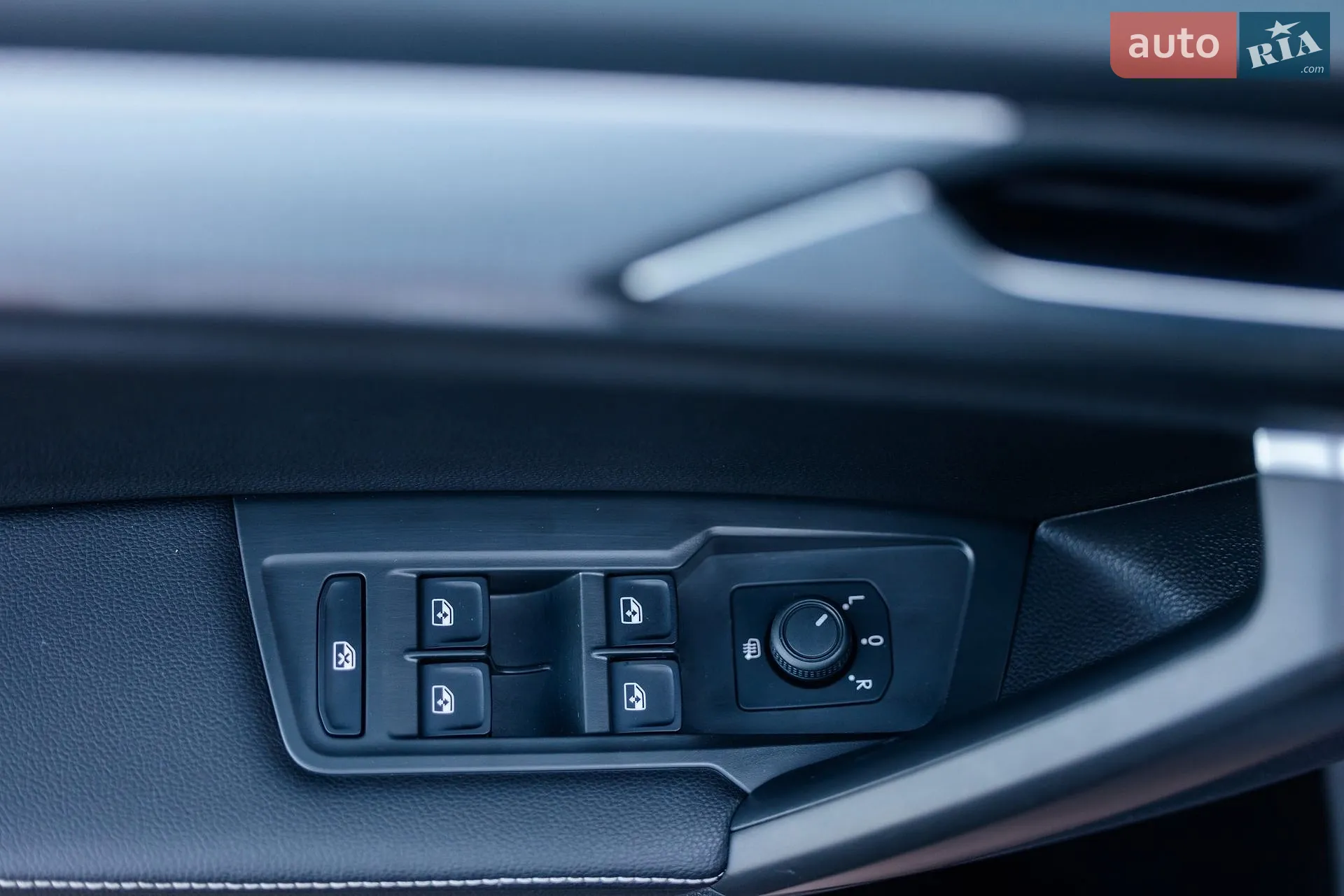 2022 Volkswagen Tiguan - мініатюра 33