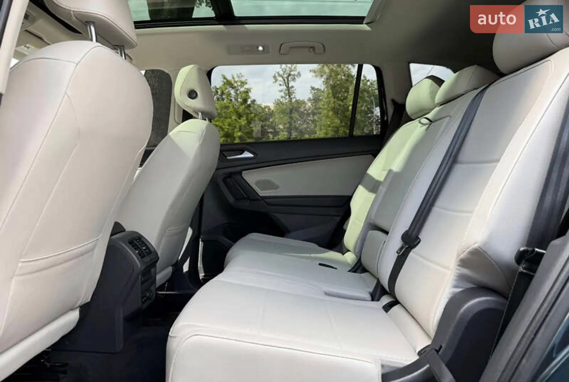 2019 Volkswagen Tiguan - мініатюра 28