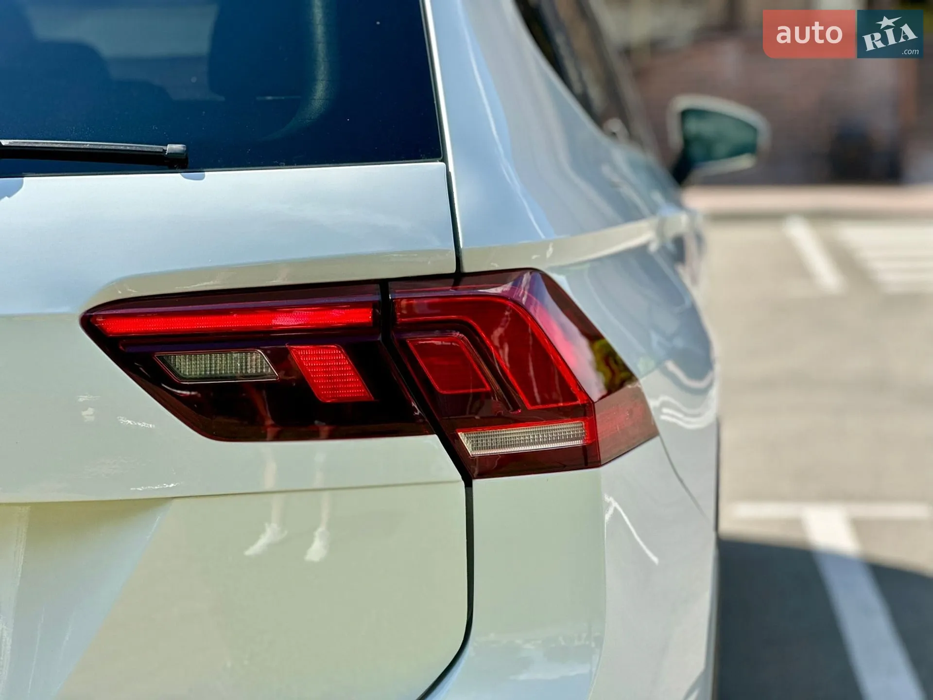 2019 Volkswagen Tiguan - мініатюра 28