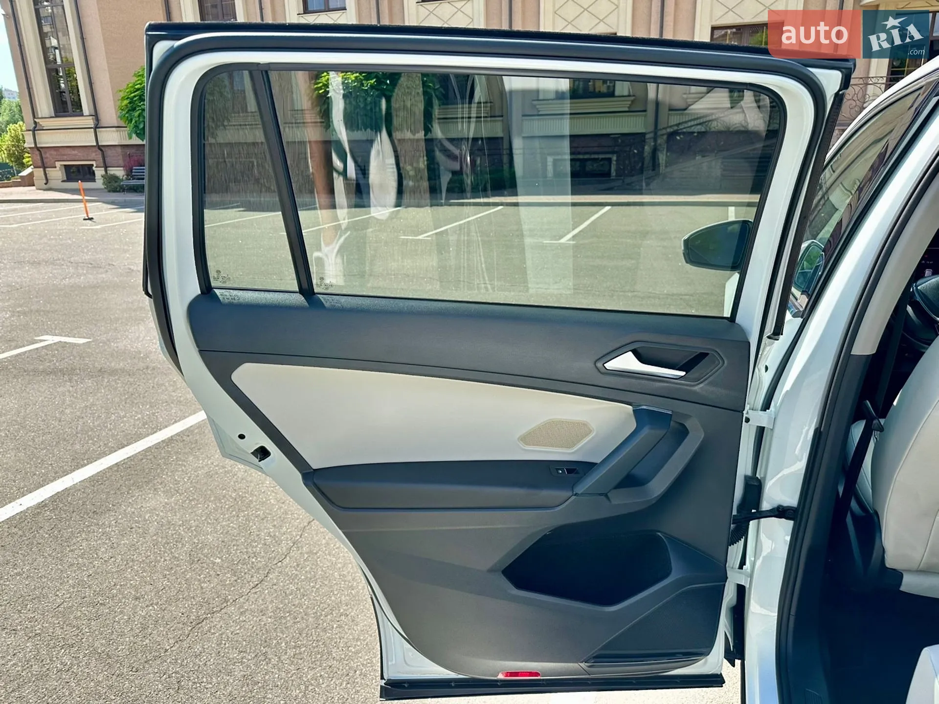 2019 Volkswagen Tiguan - мініатюра 31