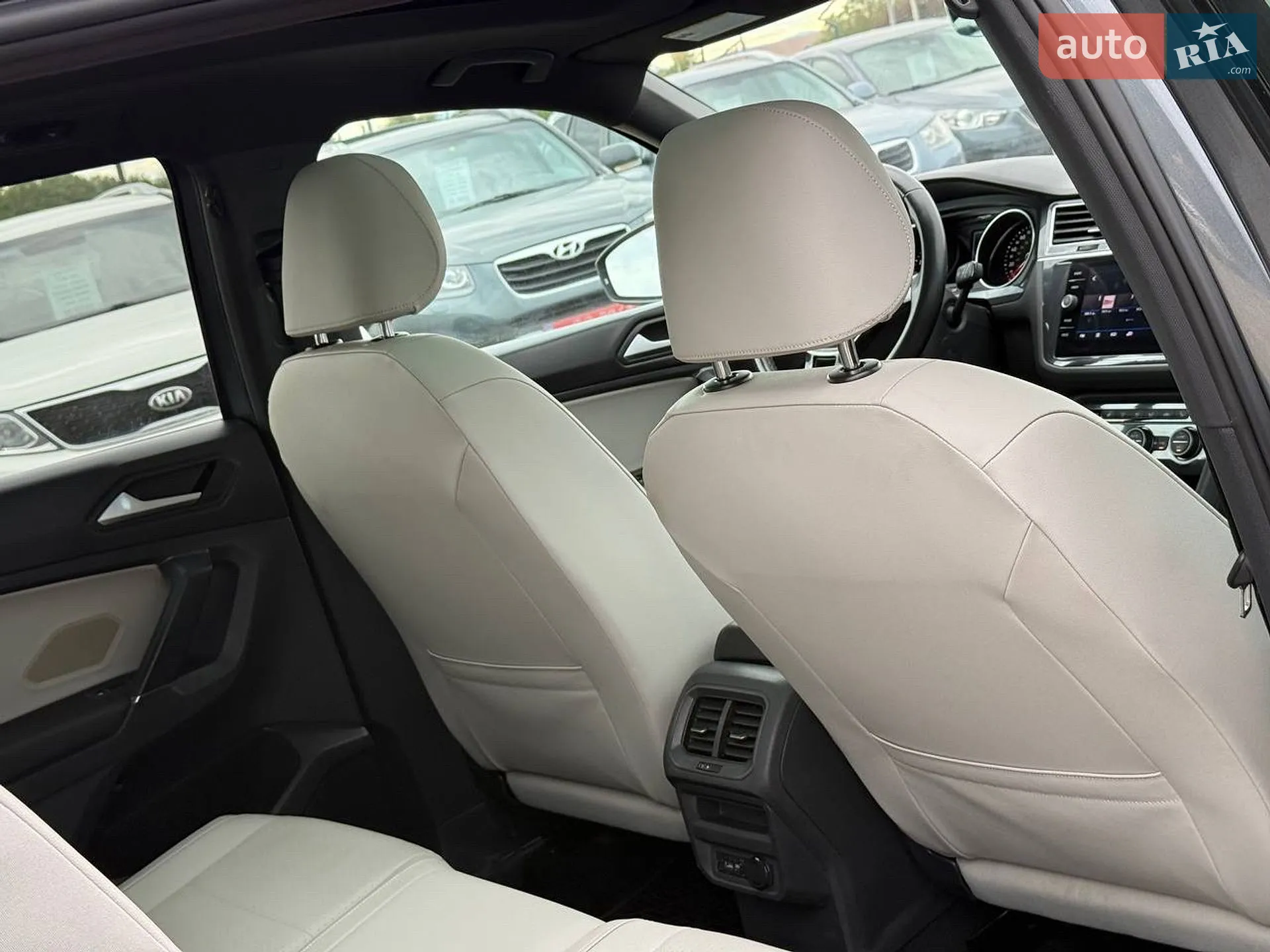 2020 Volkswagen Tiguan - мініатюра 44