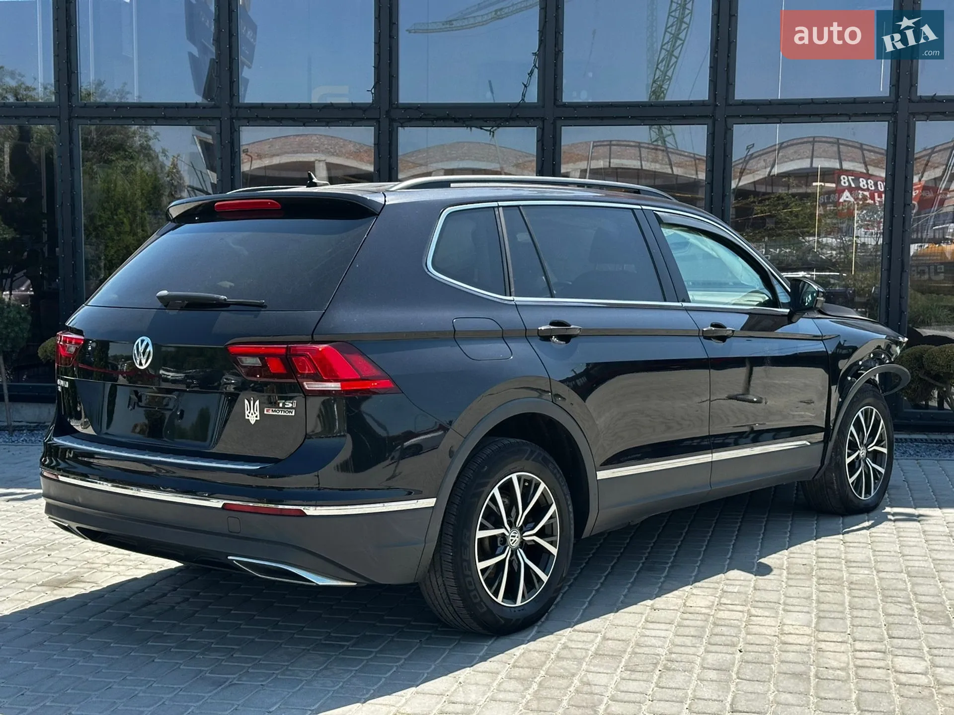 2017 Volkswagen Tiguan - мініатюра 4