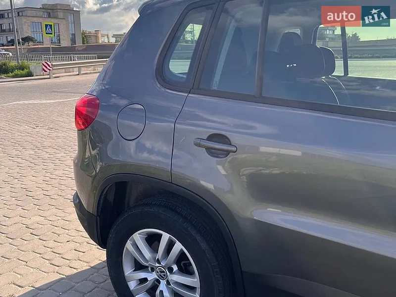 Volkswagen Tiguan 2013 VIN WVGAV3AX3EW538744 фото оголошення 7 з 60