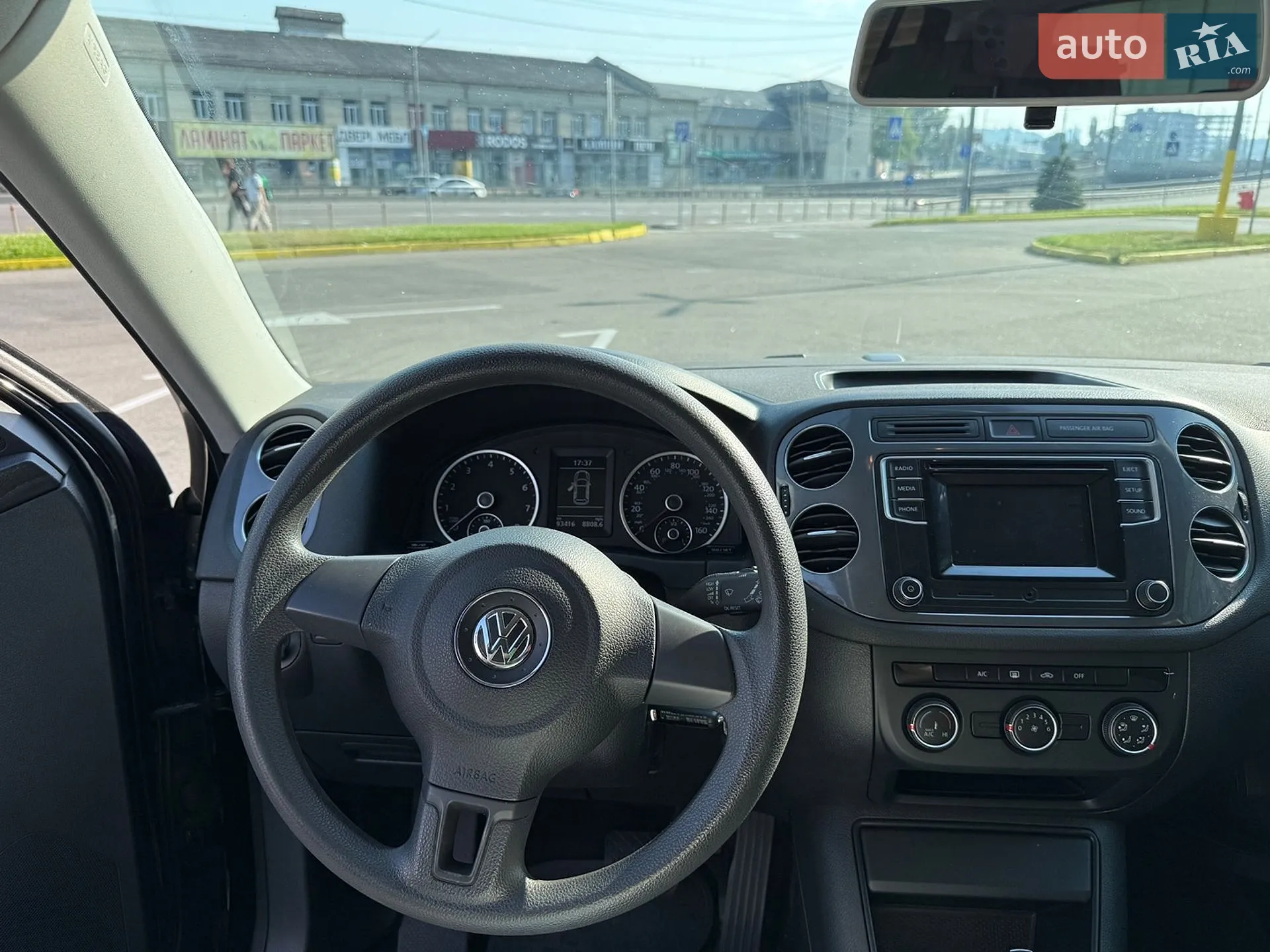 2018 Volkswagen Tiguan - мініатюра 10