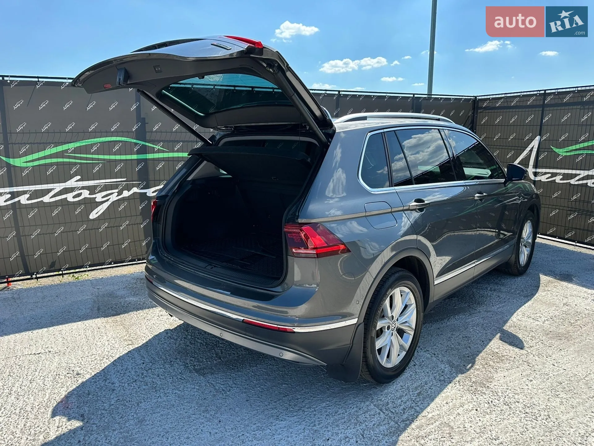 2018 Volkswagen Tiguan - мініатюра 34