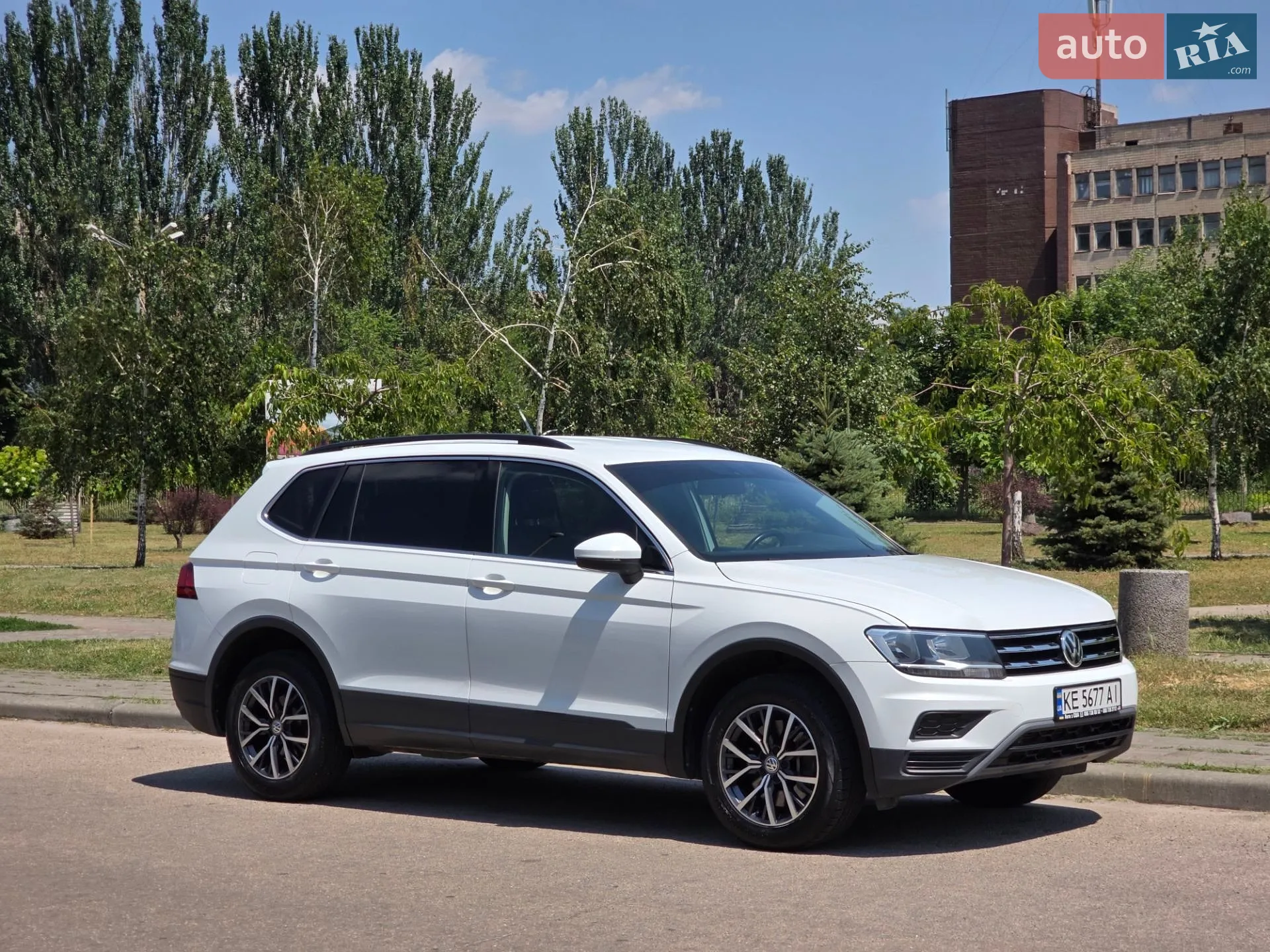 2019 Volkswagen Tiguan - мініатюра 5