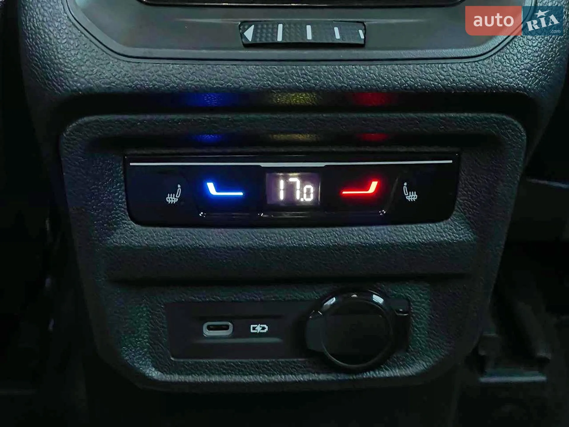 2023 Volkswagen Tiguan - мініатюра 24